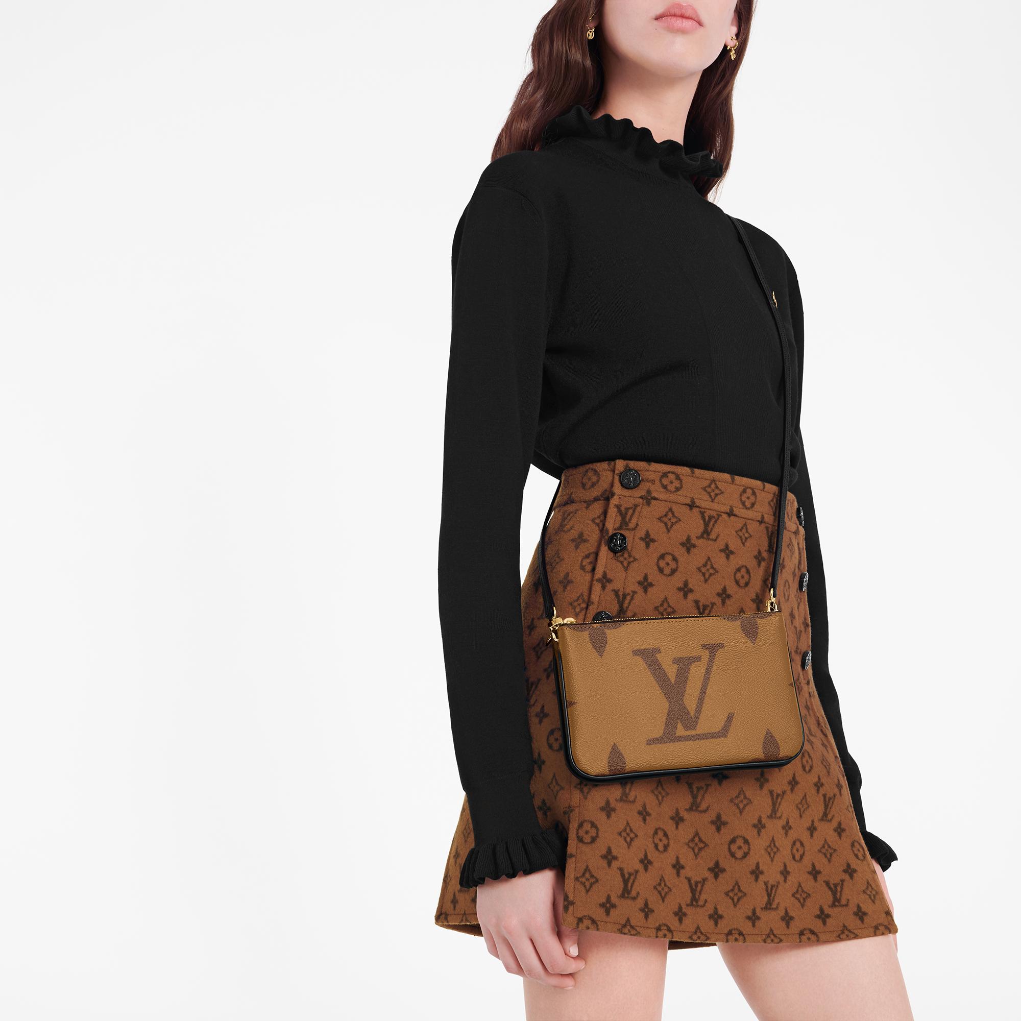 lv petite pochette