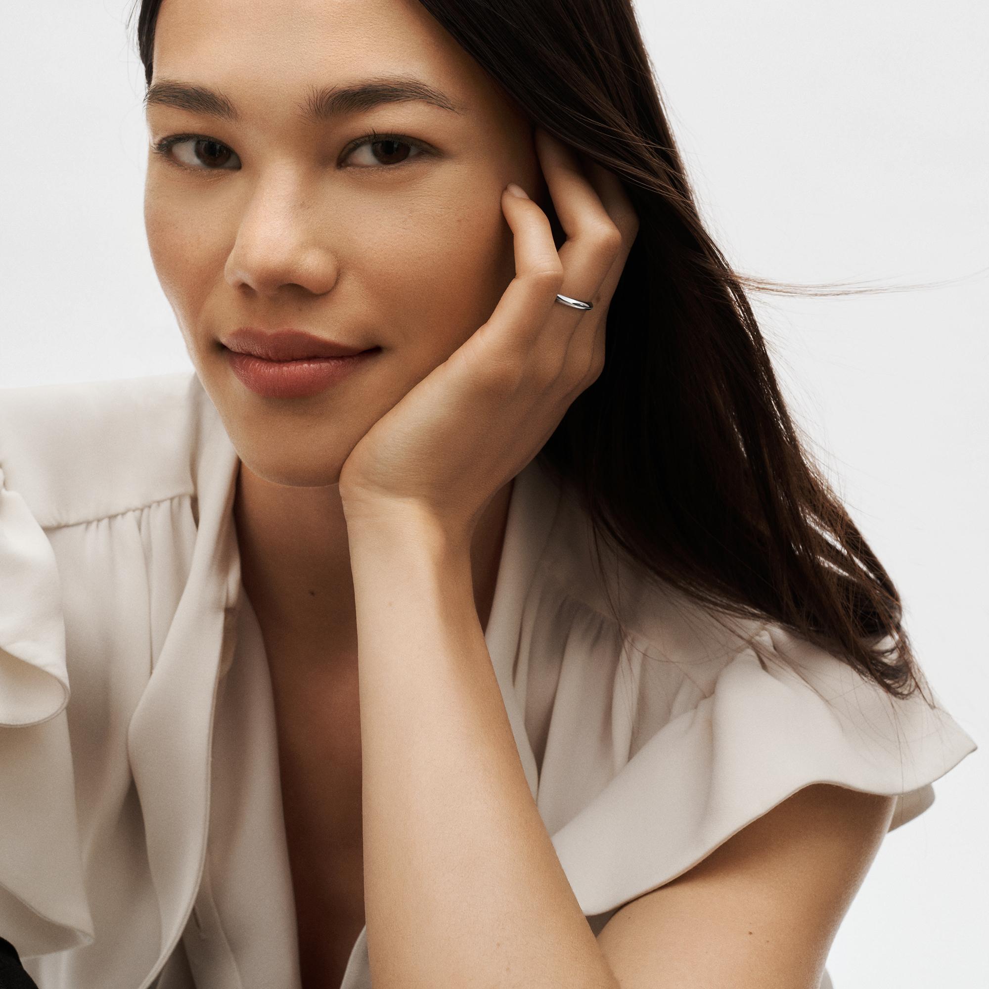 Alliance LV Diamonds 2,5 mm, platine  Joaillerie Catégories Wedding Bands | LOUIS VUITTON (Zoom produit)