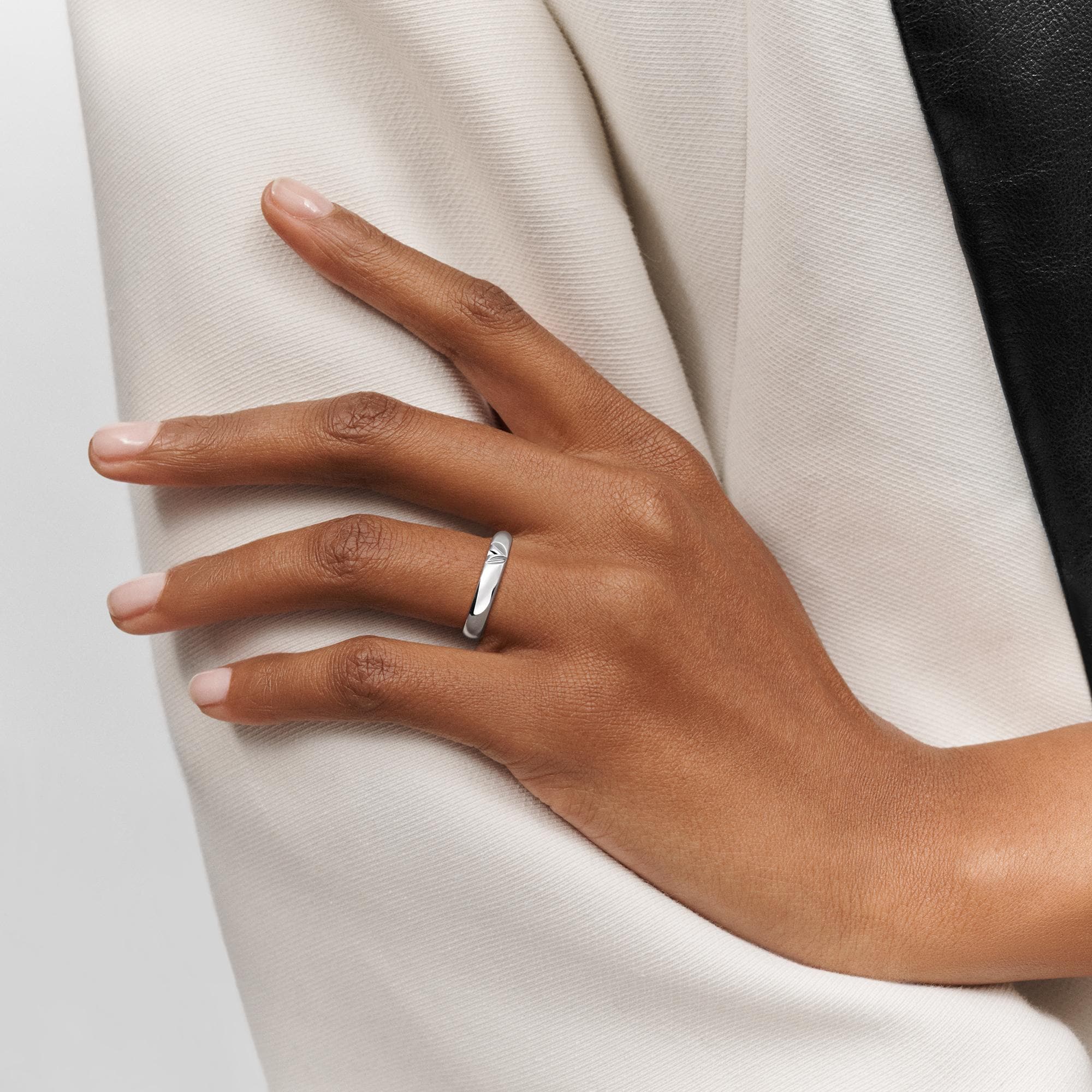 Alliance LV Volt Multi, or blanc - Joaillerie de luxe | Femme | LOUIS  VUITTON