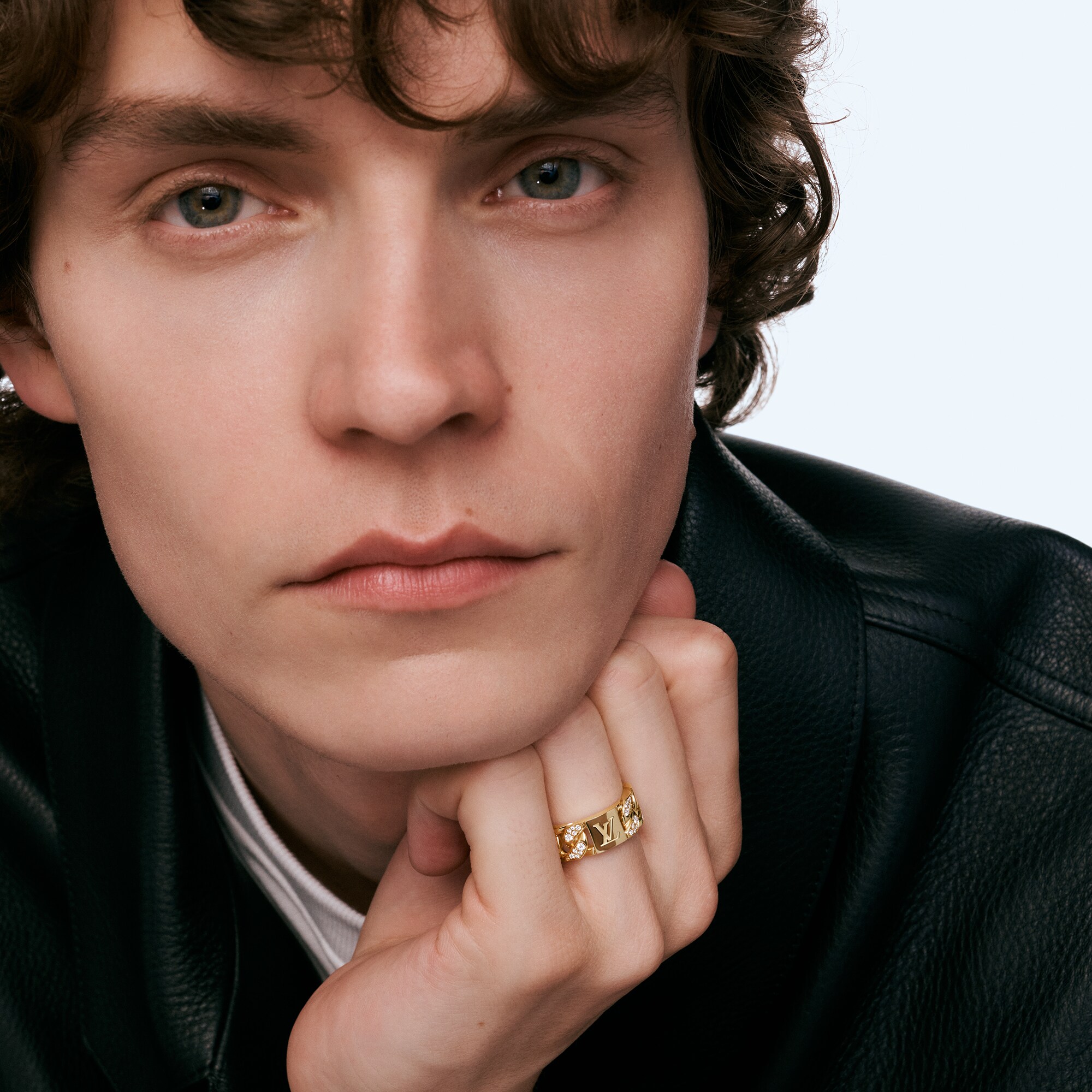 Bague Cuban Chain, or jaune et diamants  Les Extraordinaires Joaillerie Bagues | LOUIS VUITTON (Zoom produit)