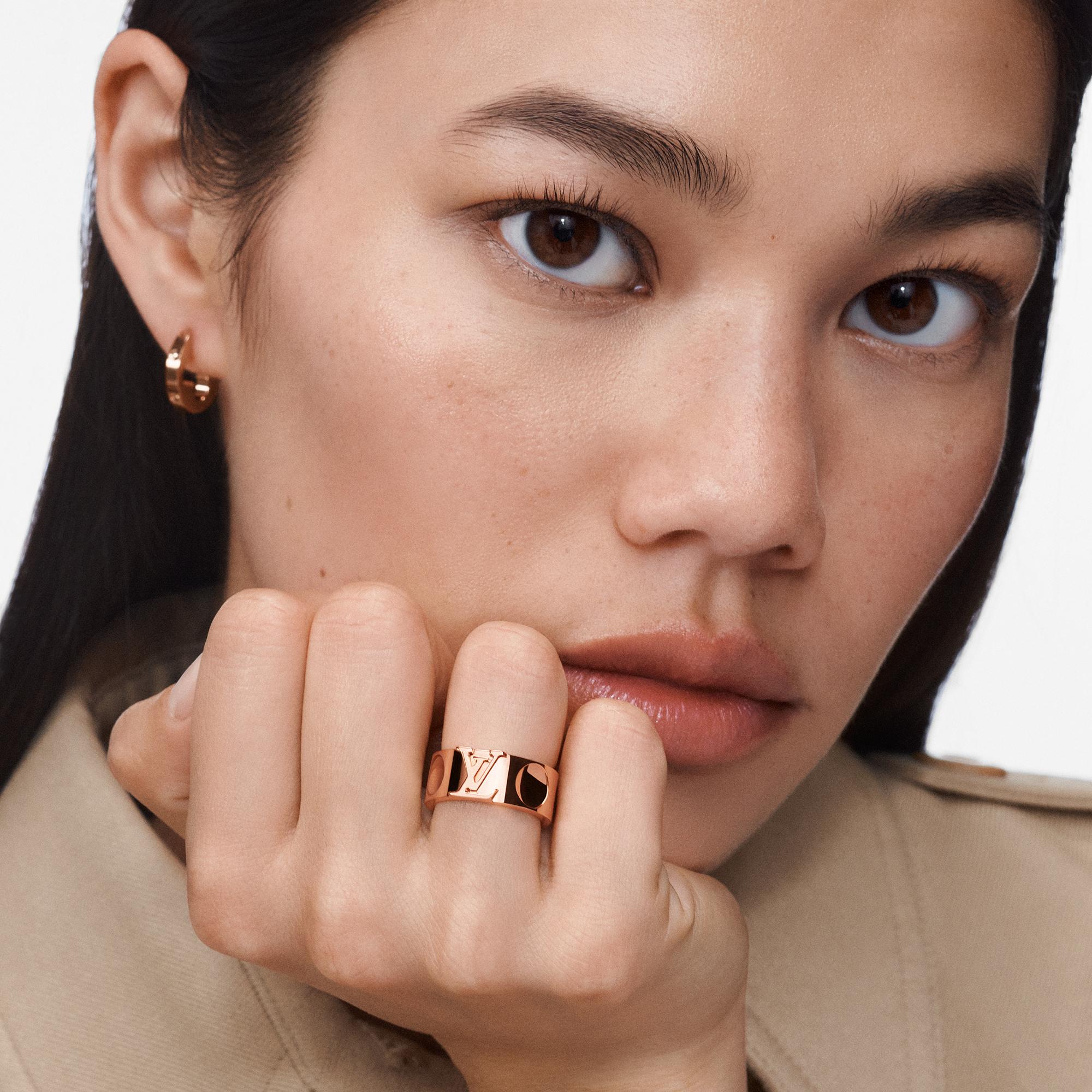 Bague Empreinte large, or rose  Joaillerie Catégories Toute la joaillerie | LOUIS VUITTON (Zoom produit)