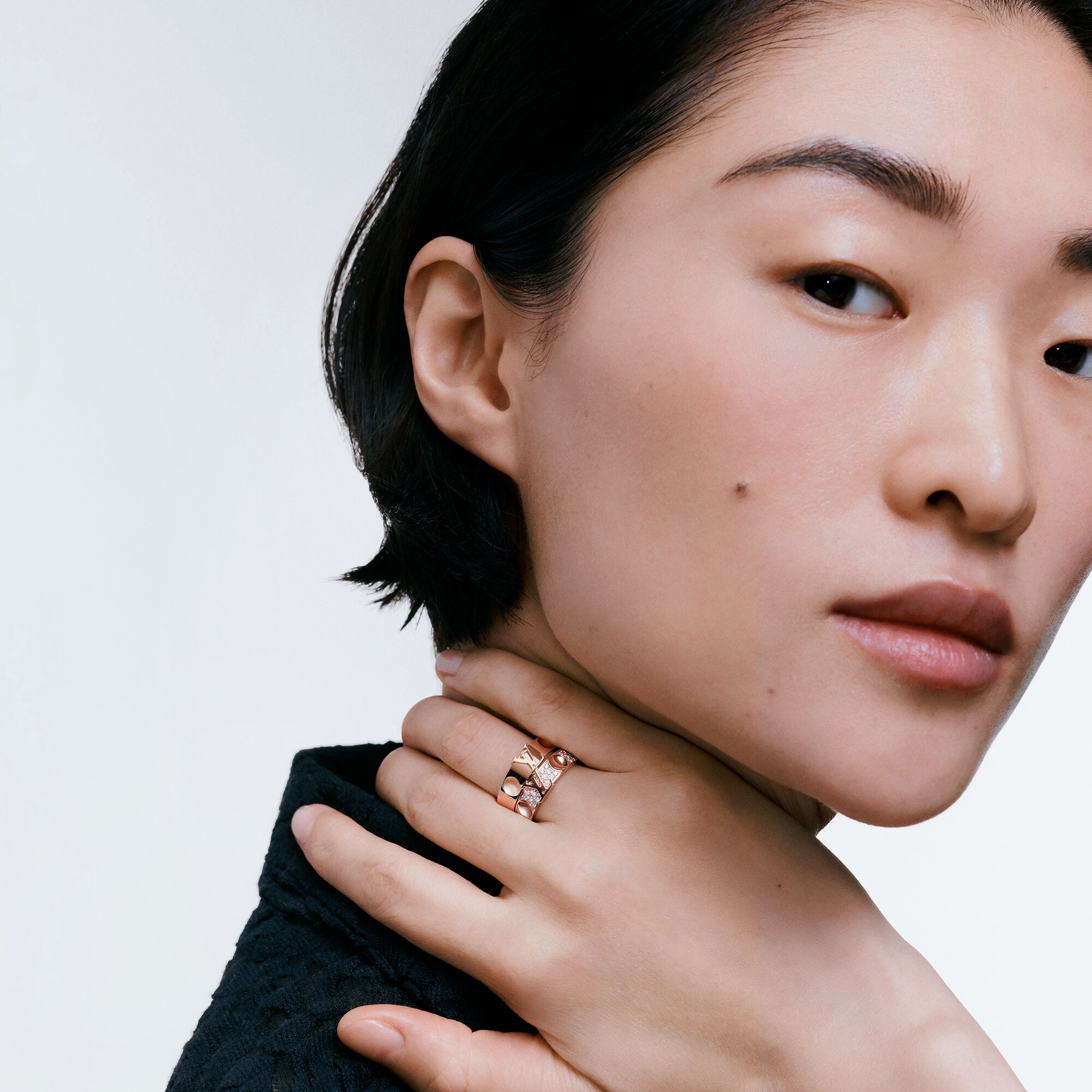 Bague Empreinte, or rose et diamants  Joaillerie Catégories Bagues | LOUIS VUITTON (Zoom produit)