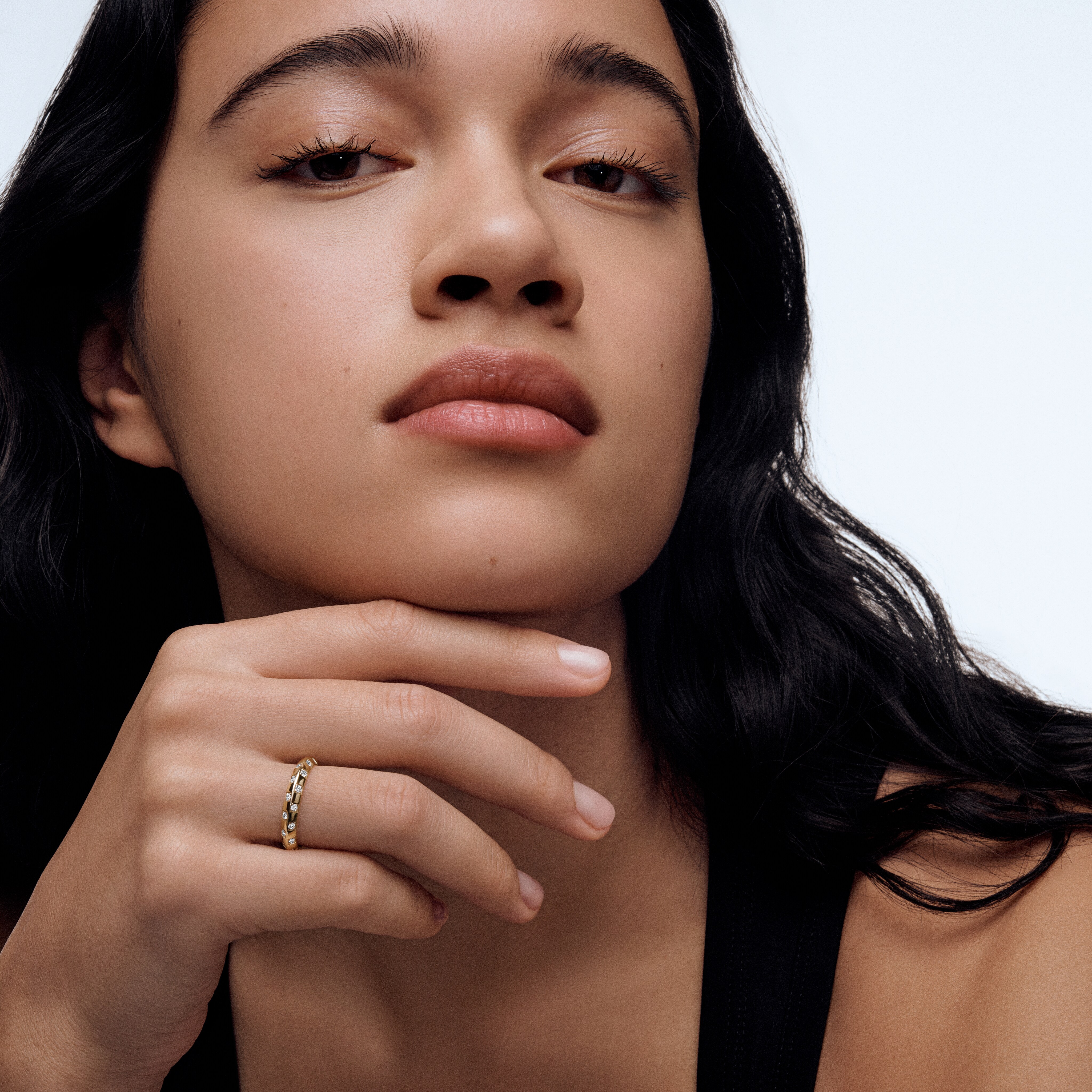 Bague fine Le Damier de Louis Vuitton, or jaune et diamants  Joaillerie Catégories Bagues | LOUIS VUITTON (Zoom produit)