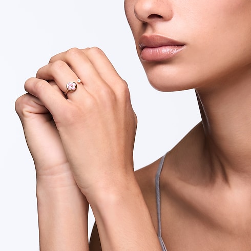 Bague Mini Sun Color Blossom, or rose, nacre rose et diamant Joaillerie Catégories Bagues | LOUIS VUITTON (Zoom produit)