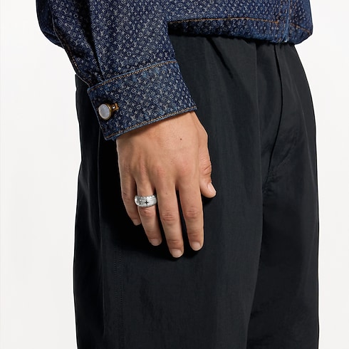 Bague Monogram Flower S00 Homme Accessoires Tous les accessoires | LOUIS VUITTON (Zoom produit)