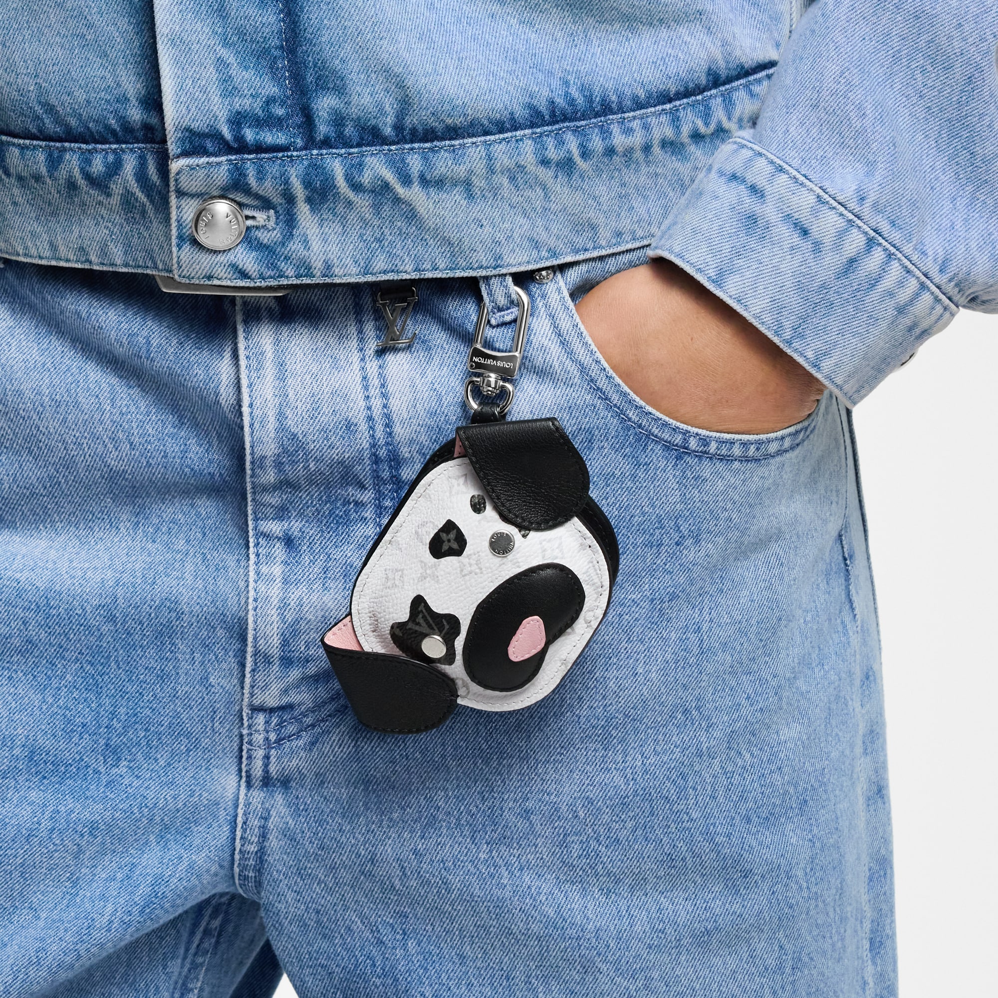 Bijou de sac LV Dog S00 Homme Accessoires Porte-clés et bijoux de sacs | LOUIS VUITTON (Zoom produit)