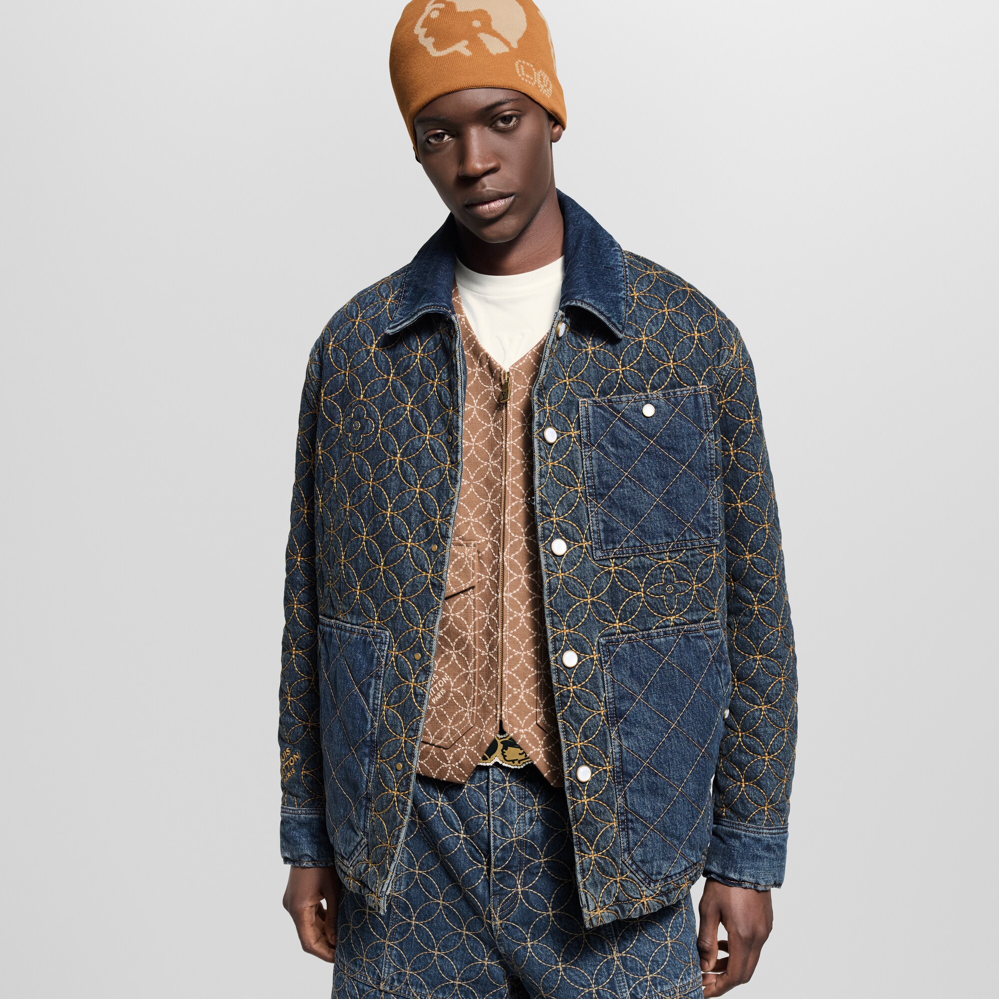 Blouson en denim brodé  Homme Prêt-à-porter Manteaux et blousons | LOUIS VUITTON (Zoom produit)