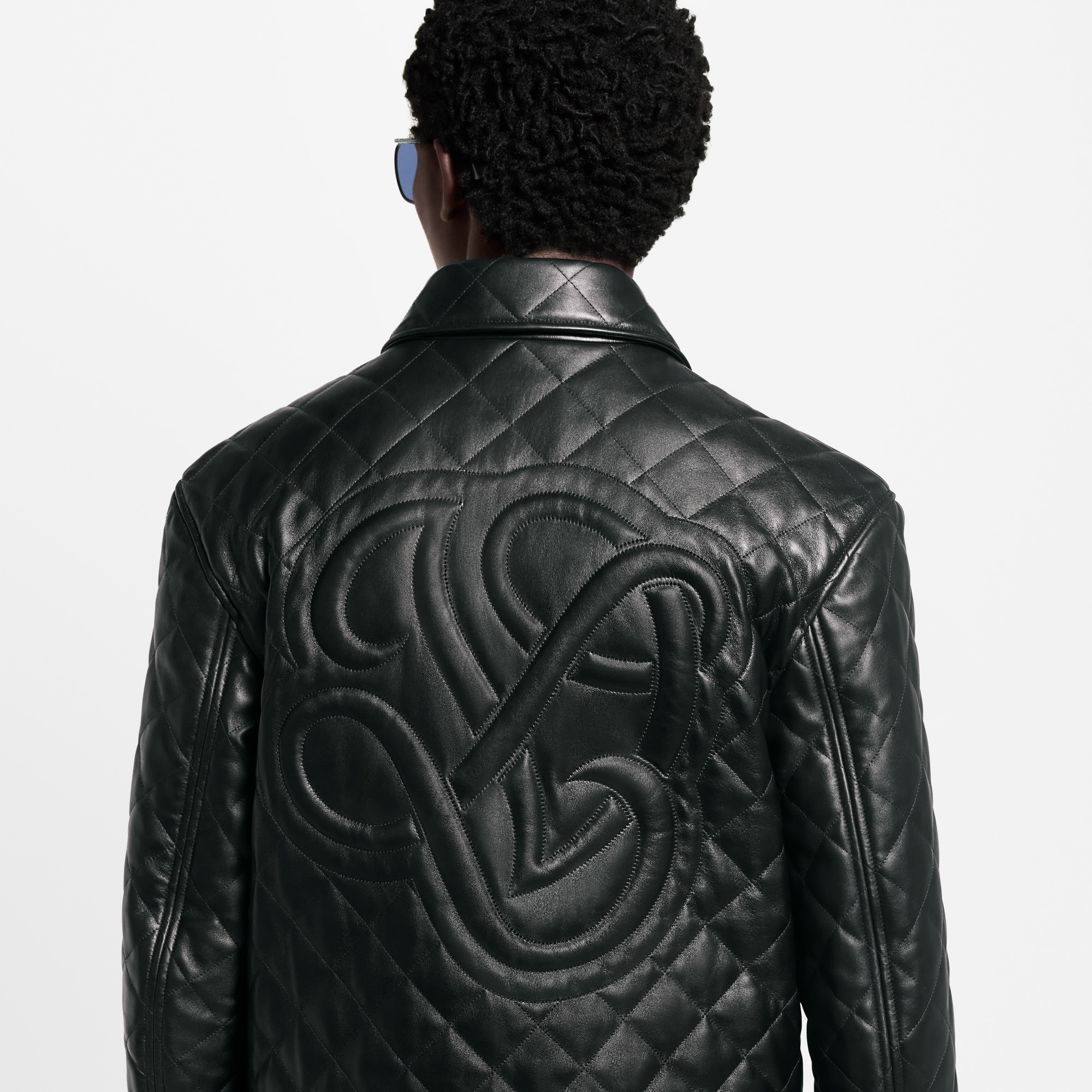 Blouson matelassé en cuir  Homme Prêt-à-porter Manteaux et blousons | LOUIS VUITTON (Zoom produit)