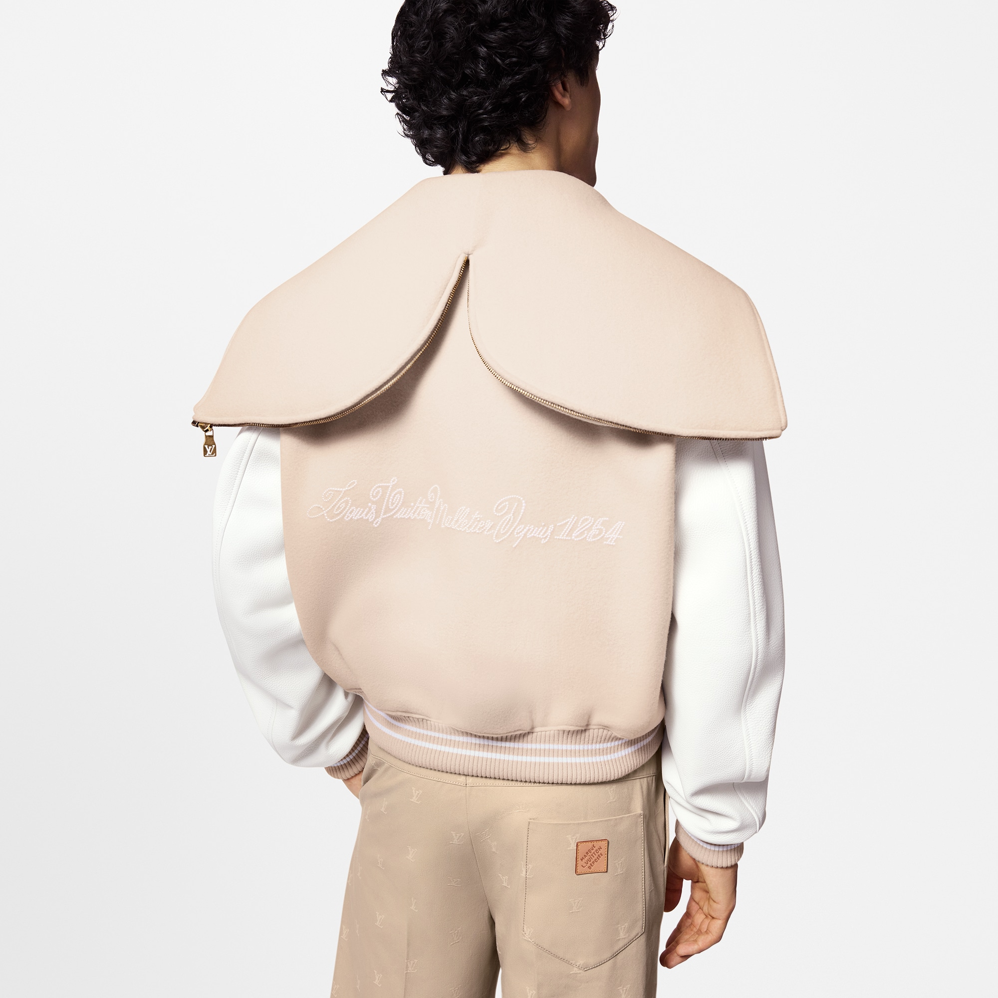Blouson varsity col marin en cuir de veau  Homme Prêt-à-porter Manteaux et blousons | LOUIS VUITTON (Zoom produit)