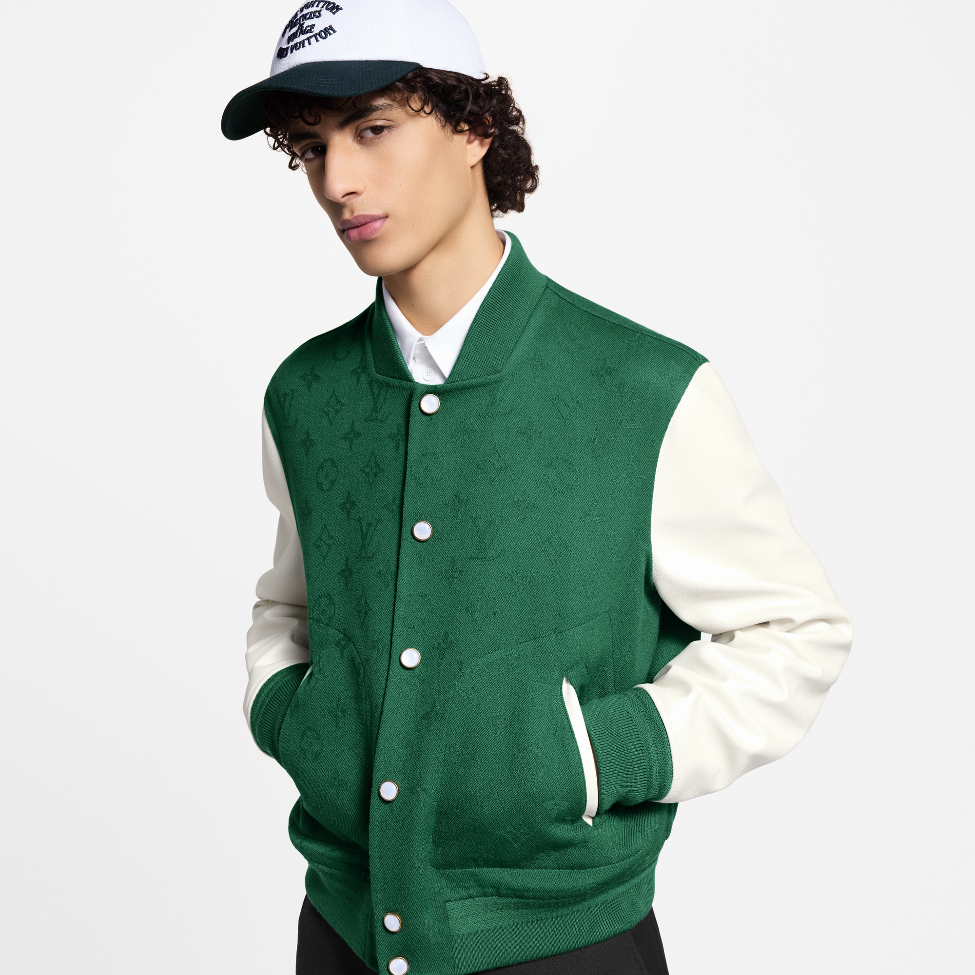 Blouson varsity Monogram en cuir et laine  Homme Prêt-à-porter Manteaux et blousons | LOUIS VUITTON (Zoom produit)