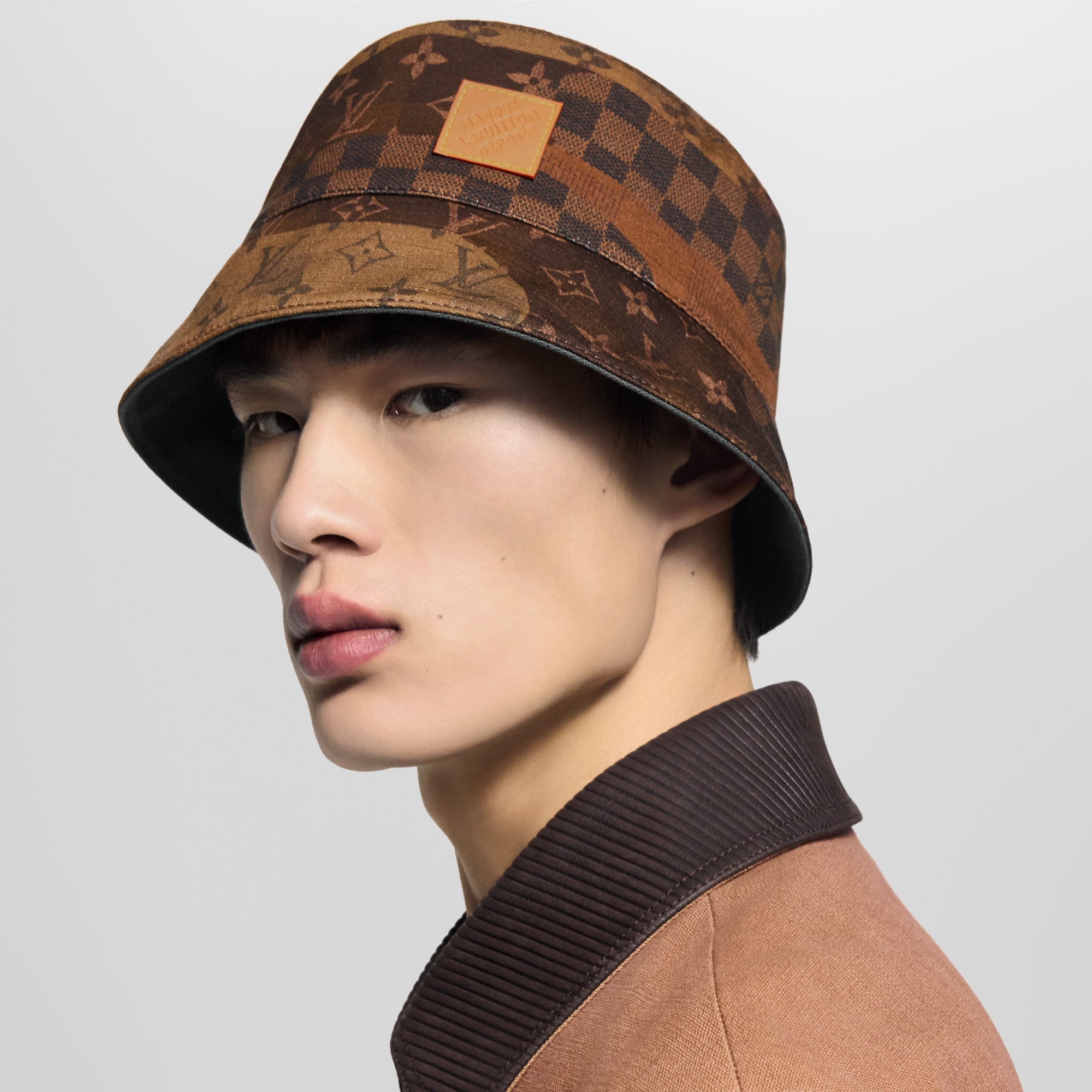 Bob Monogram Landscape réversible S00 Homme Accessoires Chapeaux, Bonnets et Gants | LOUIS VUITTON (Zoom produit)