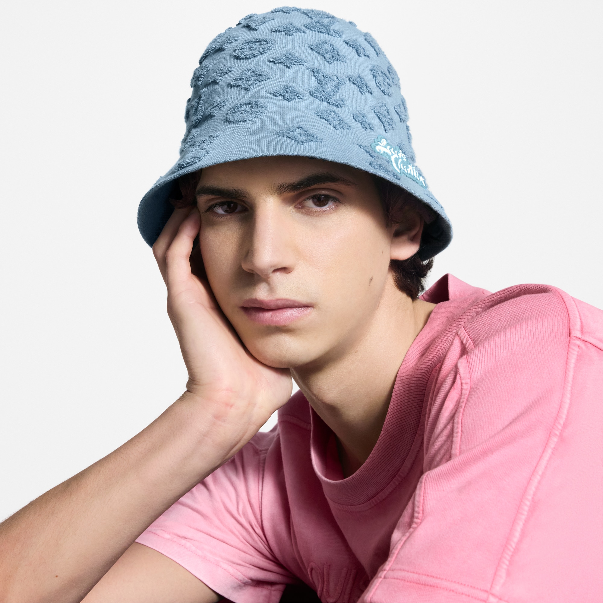 Bob Monogram Sponge S00 Homme Accessoires Chapeaux, Bonnets et Gants | LOUIS VUITTON (Zoom produit)