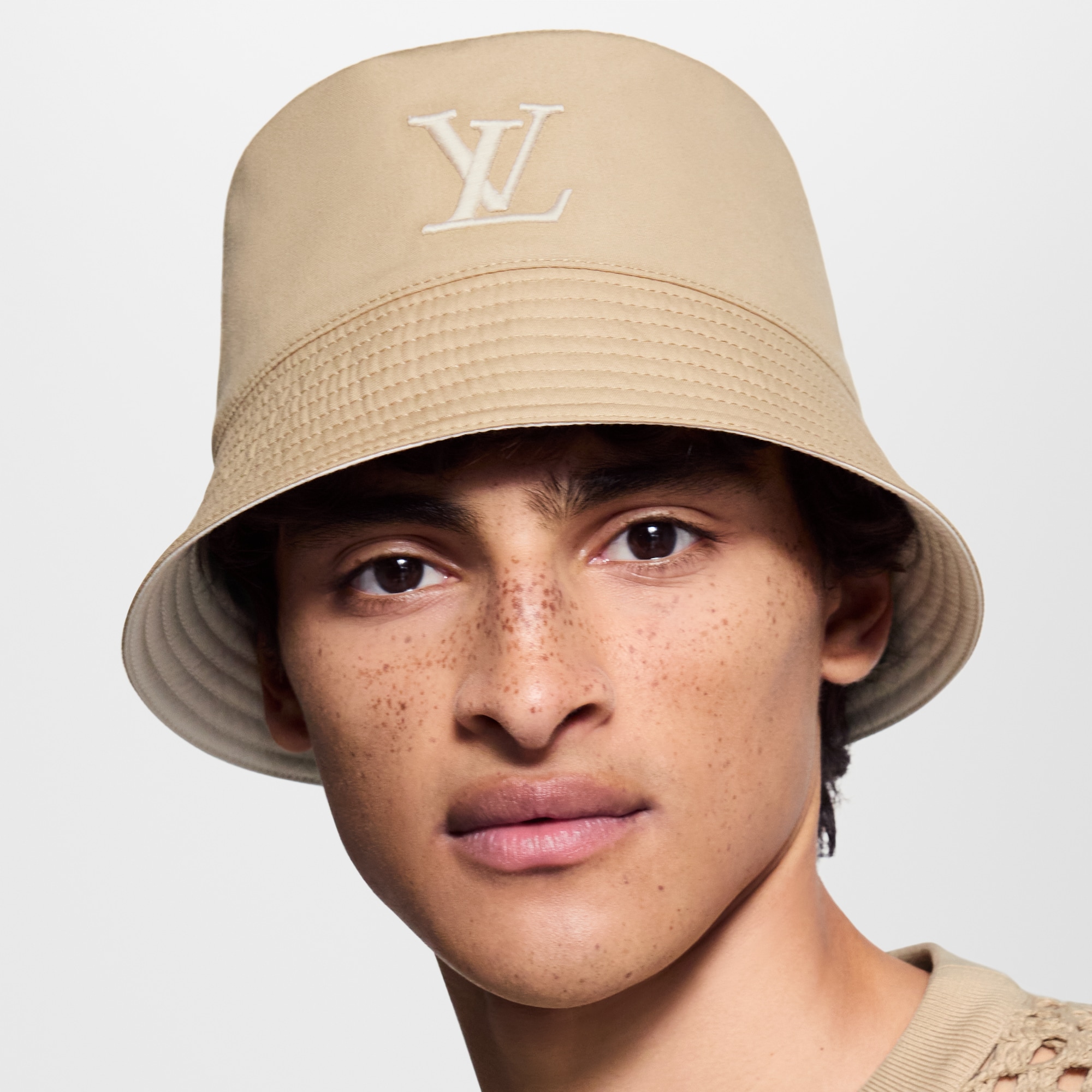 Bob Only LV S00 Homme Accessoires Chapeaux, Bonnets et Gants | LOUIS VUITTON (Zoom produit)