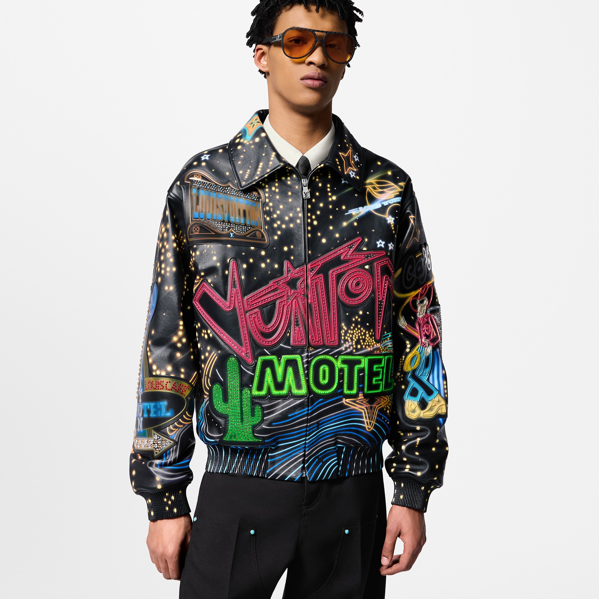 Bomber ornementé en cuir - réalisé sur commande  Homme Prêt-à-porter Manteaux et blousons | LOUIS VUITTON (Zoom produit)