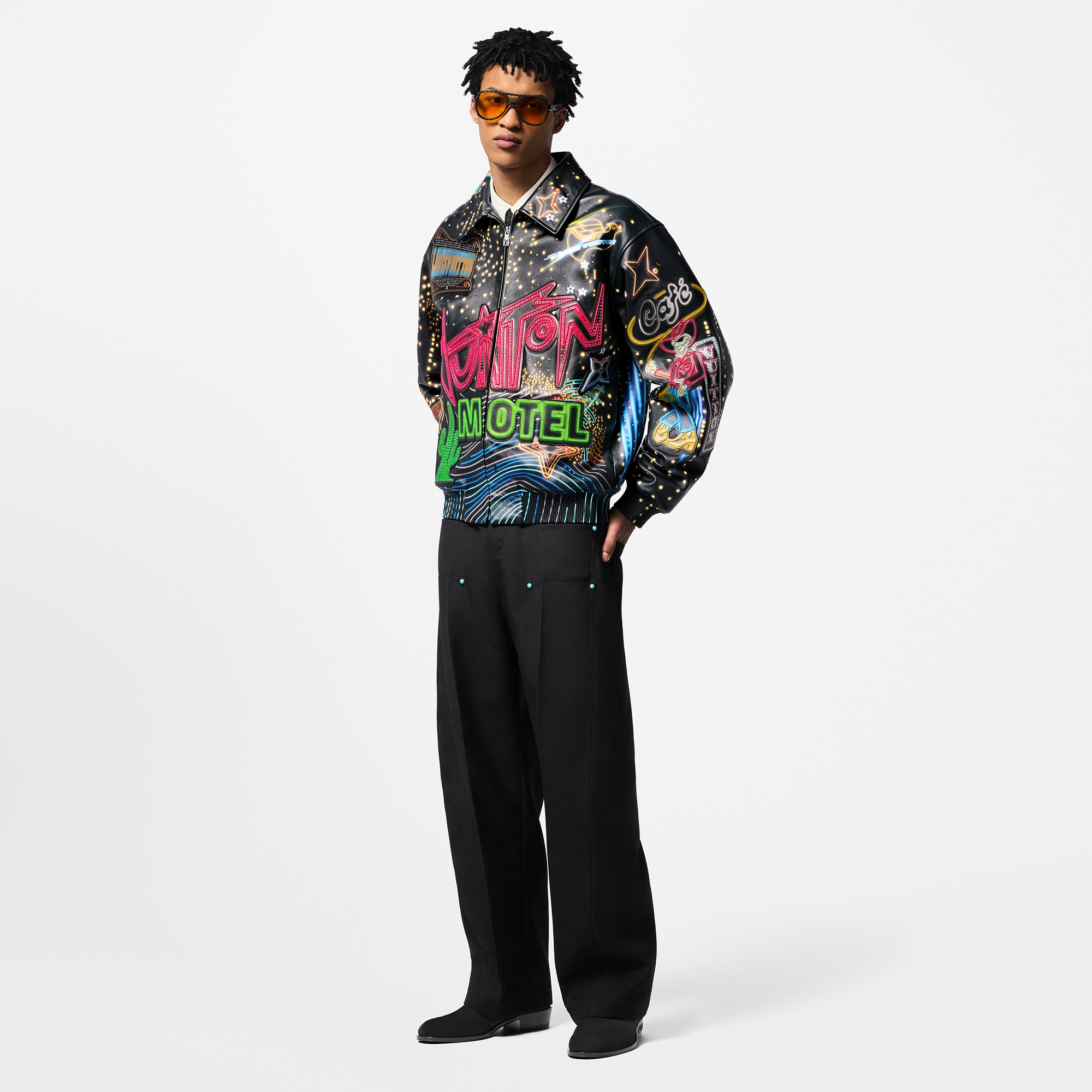 Bomber ornementé en cuir - réalisé sur commande  Homme Prêt-à-porter Manteaux et blousons | LOUIS VUITTON (Zoom produit)