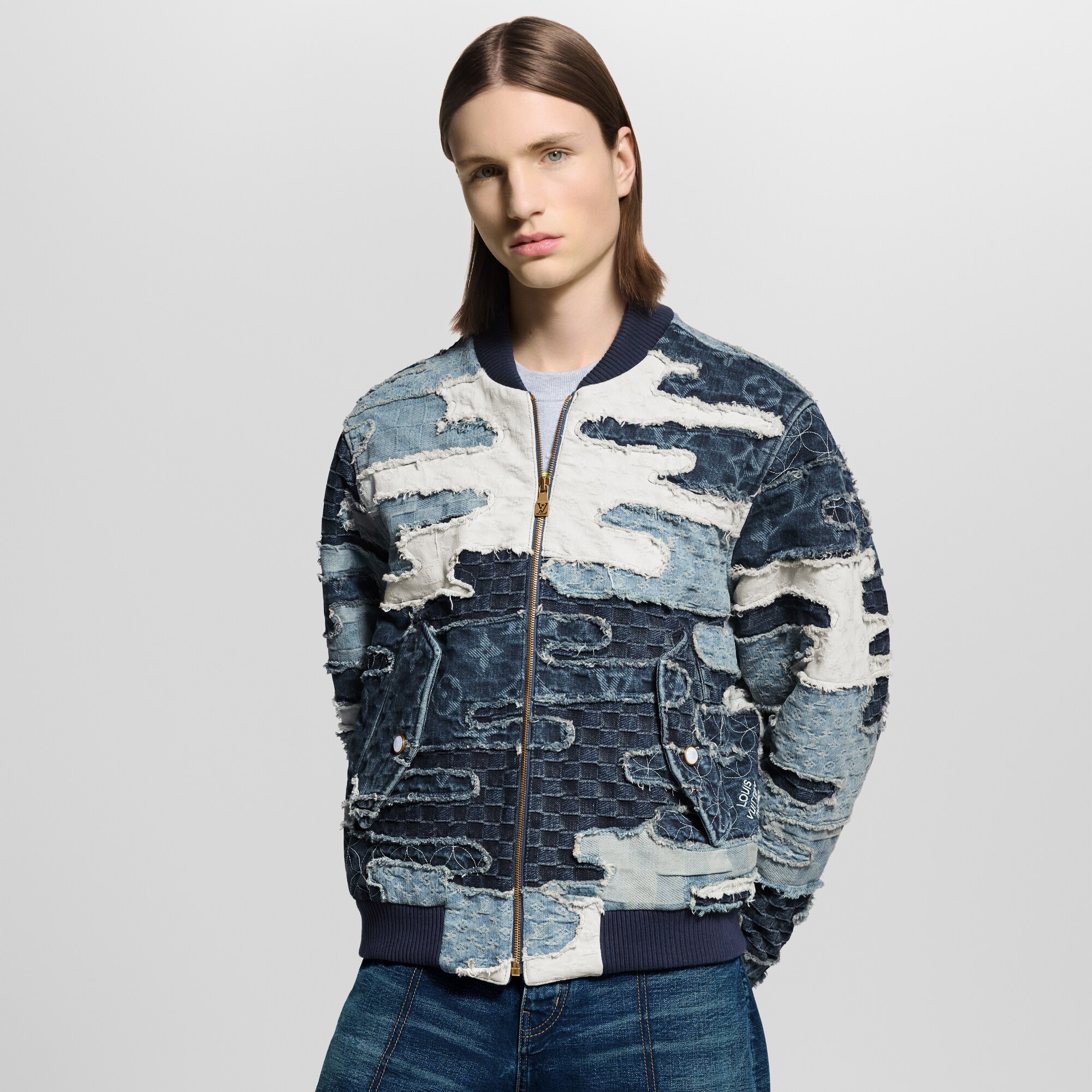 Bomber patchwork en denim  Homme Prêt-à-porter Manteaux et blousons | LOUIS VUITTON (Zoom produit)