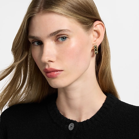 Boucles d'oreilles Nanogram Enamel vue portée