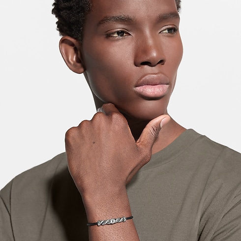 Bracelet en cuir LV Braids Autres Cuirs Homme Accessoires Tous les accessoires | LOUIS VUITTON (Zoom produit)