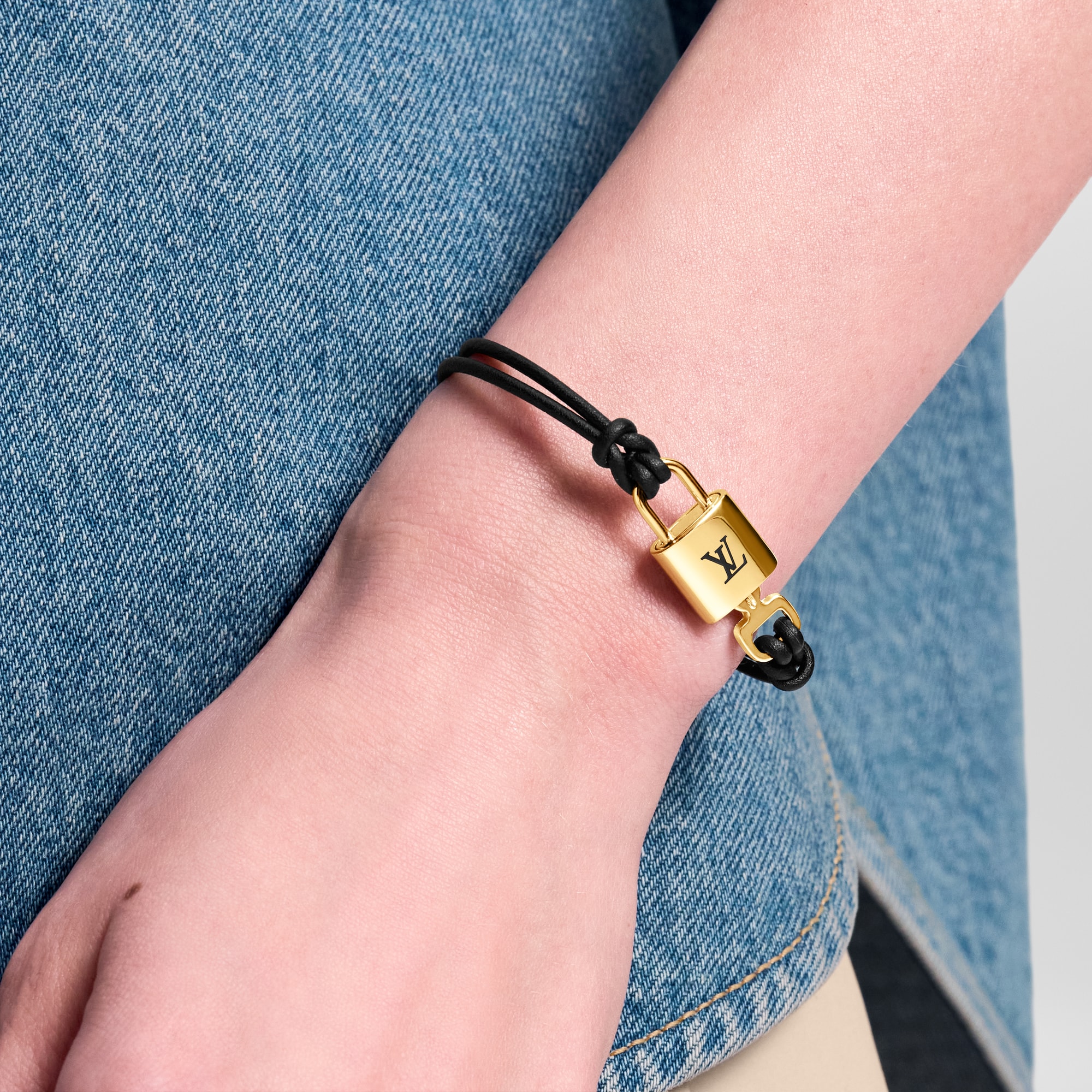Bracelet LV Padlock  Femme Bijoux Bracelets | LOUIS VUITTON (Zoom produit)