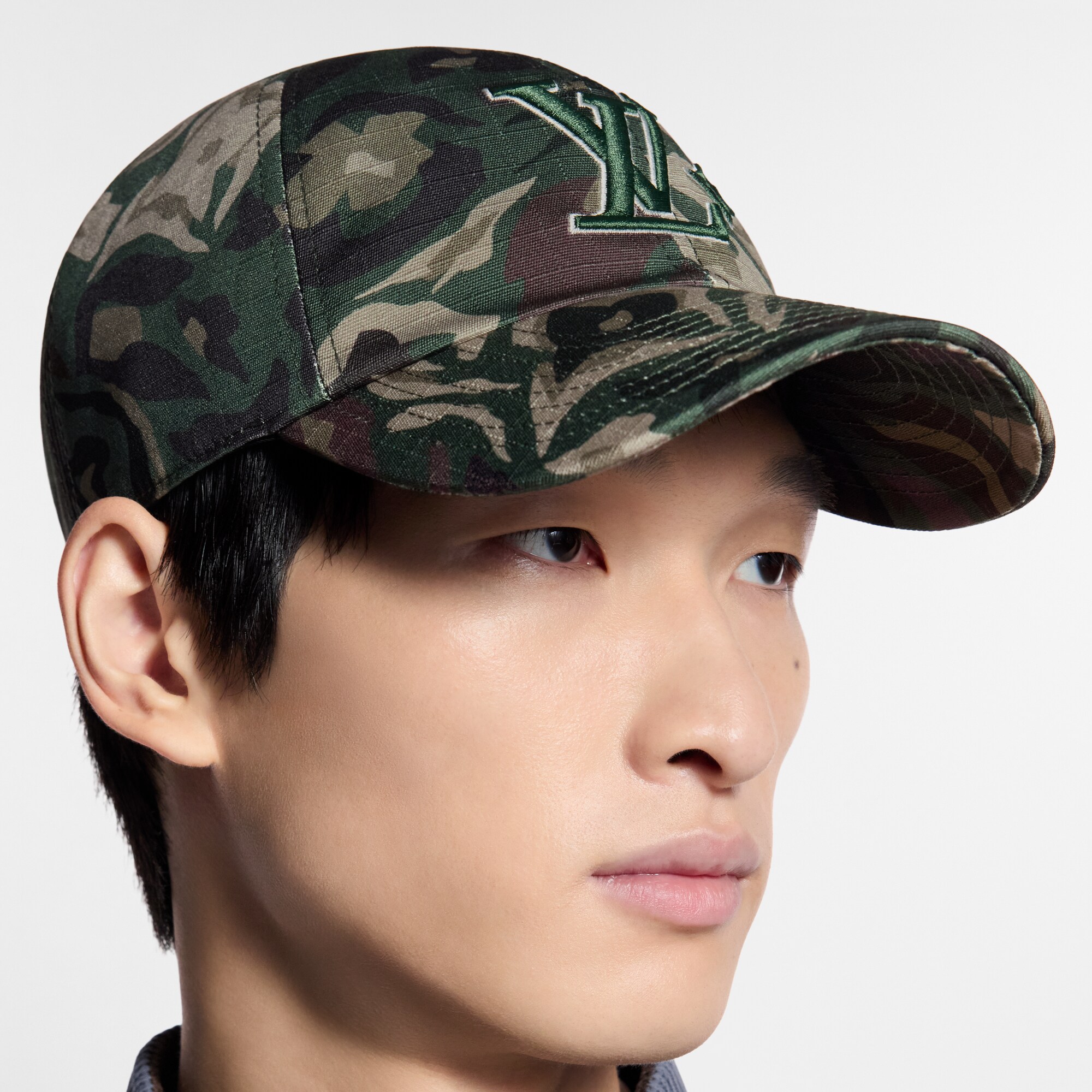 Casquette LV Camo S00 Homme Accessoires Chapeaux, Bonnets et Gants | LOUIS VUITTON (Zoom produit)