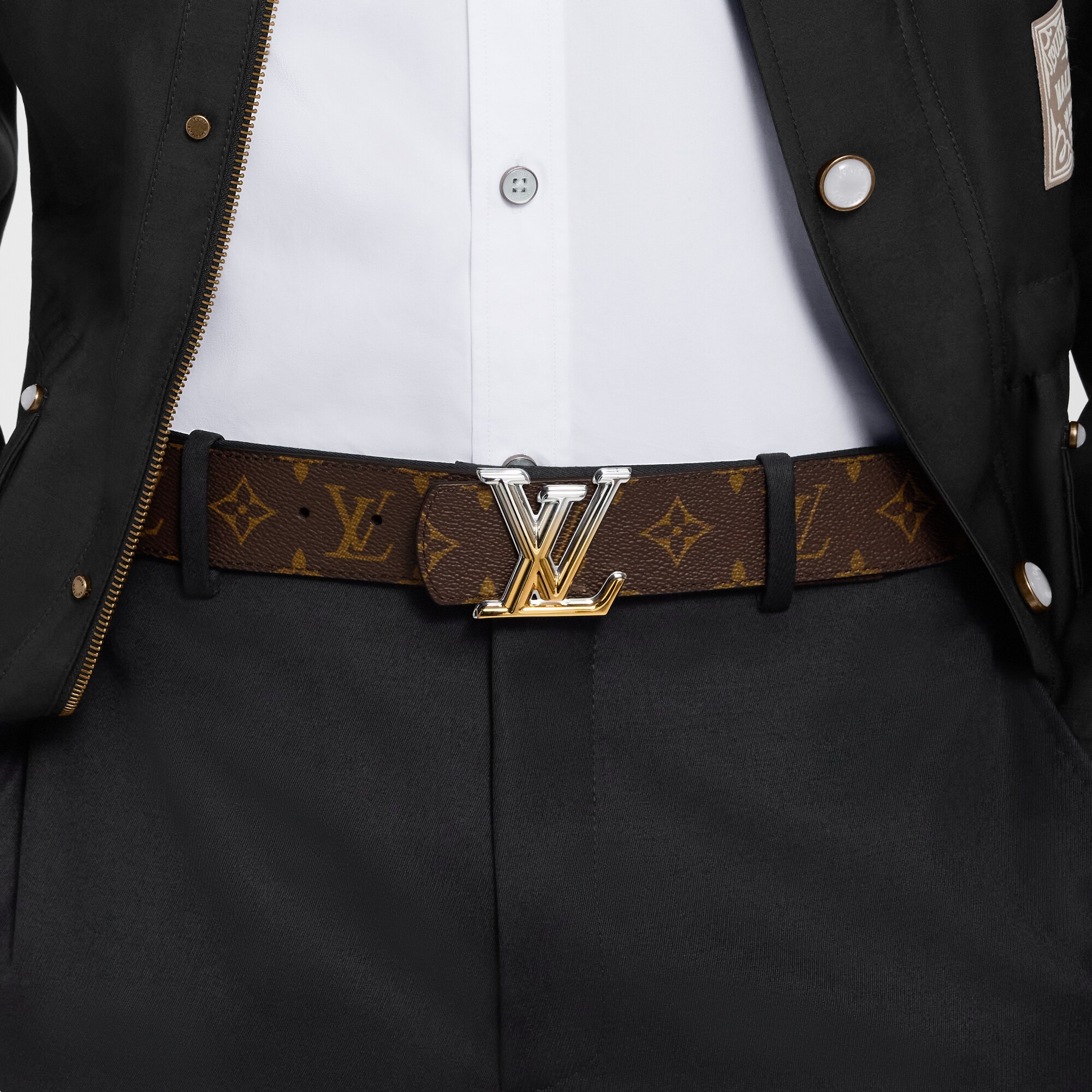 Ceinture LV Dimension Gradient 40 mm réversible  Homme Accessoires Ceintures | LOUIS VUITTON (Zoom produit)