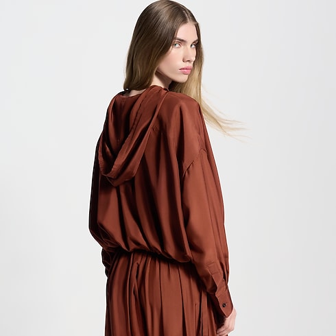 Chemise à capuche en soie lavée Femme Prêt-à-porter Hauts | LOUIS VUITTON (Zoom produit)