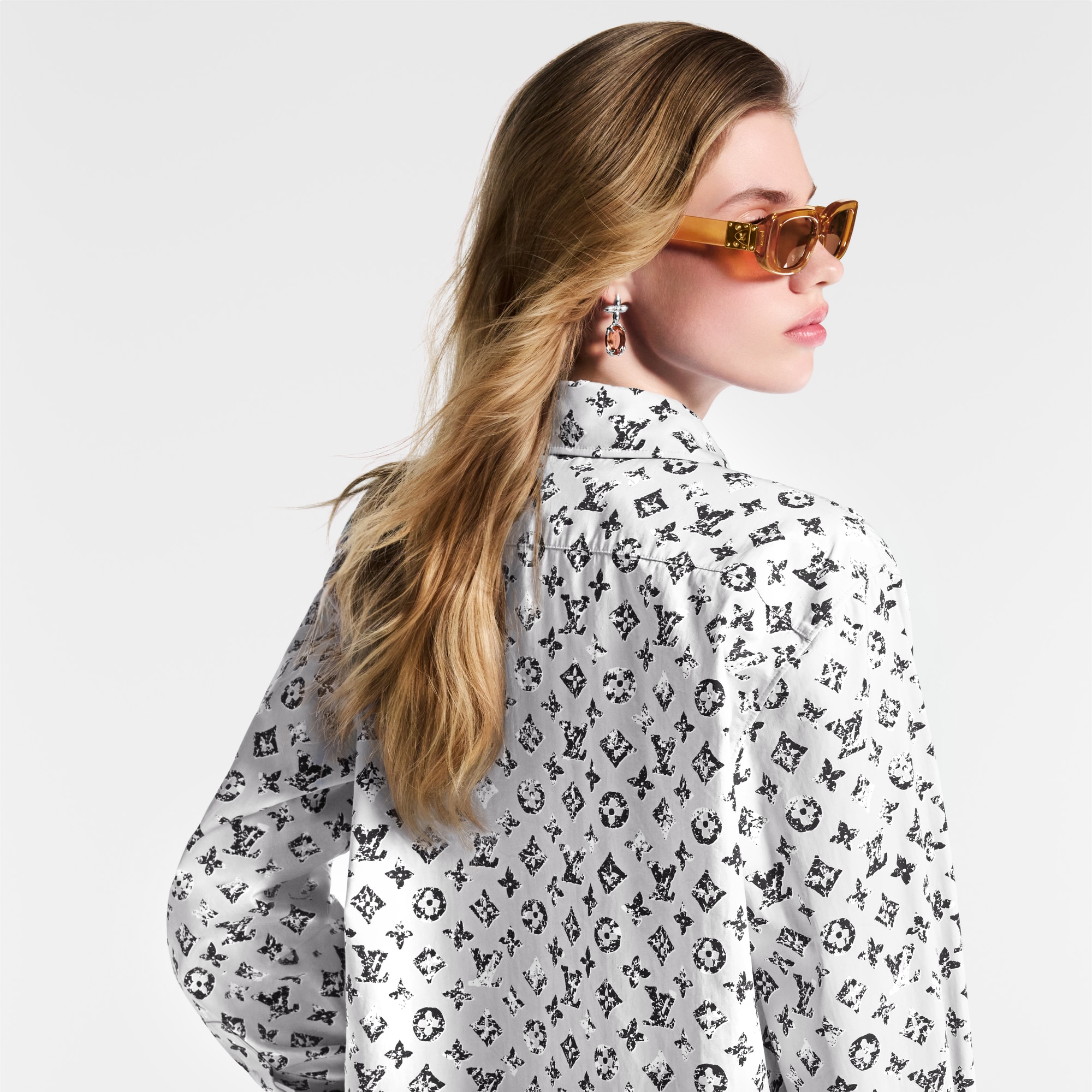 Chemise à Monogram graphique  Femme Prêt-à-porter Hauts | LOUIS VUITTON (Zoom produit)