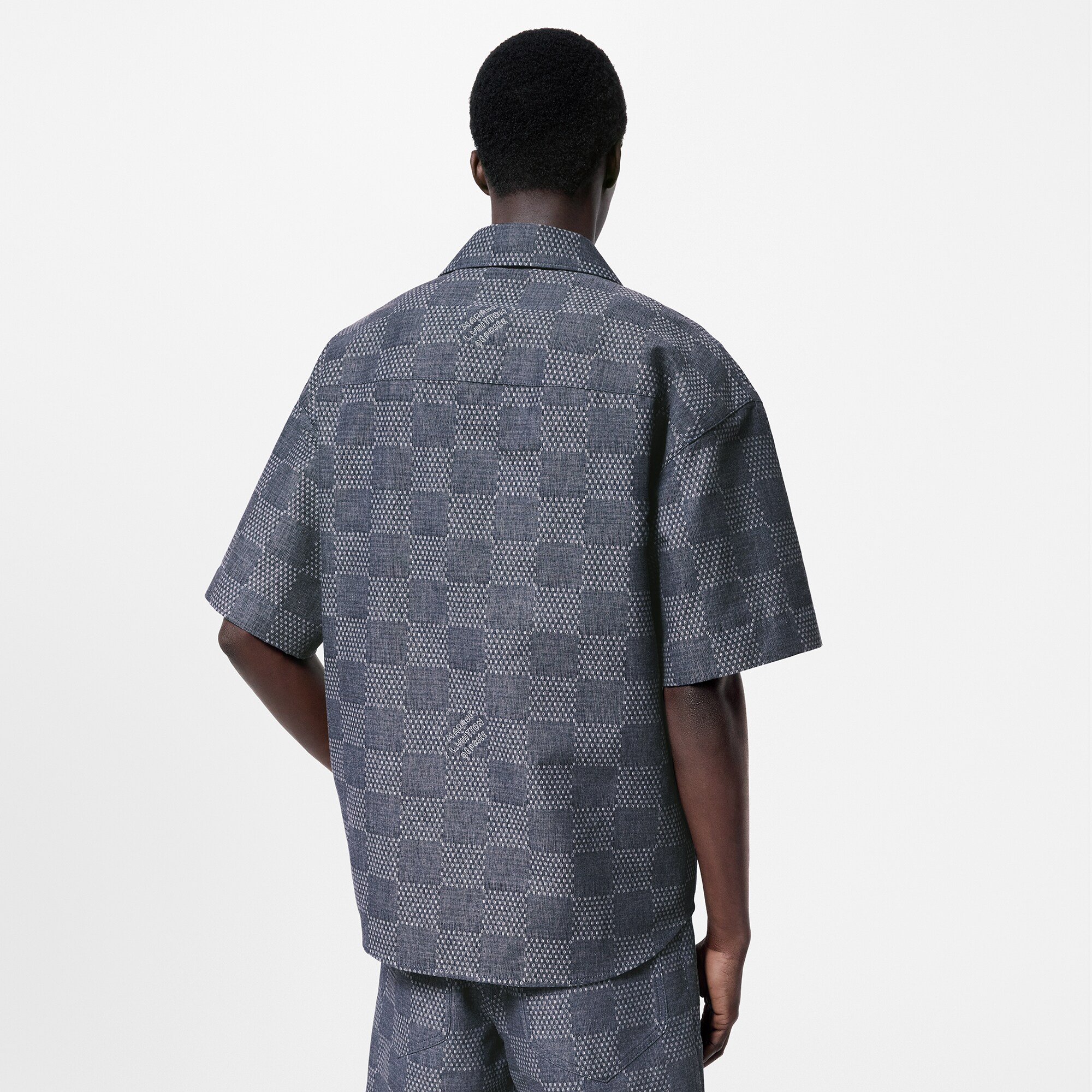 Chemise manches courtes Damier en chambray  Homme Prêt-à-porter Chemises | LOUIS VUITTON (Zoom produit)