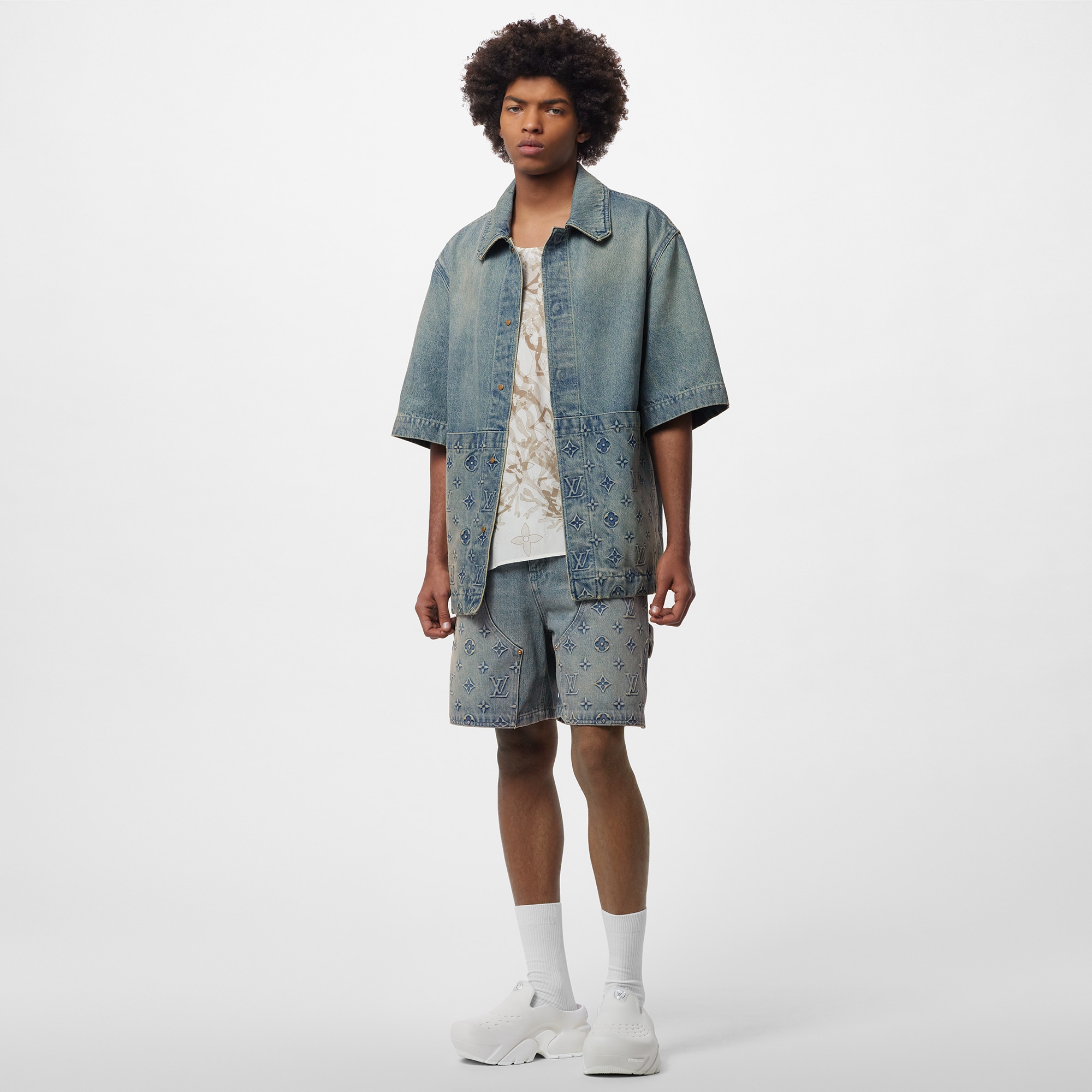 Chemise workwear à manches courtes en denim  Homme Prêt-à-porter Chemises | LOUIS VUITTON (Zoom produit)