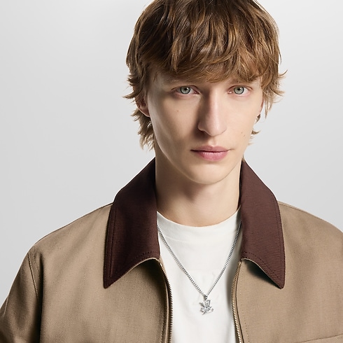 Collier pendentif Monogram Row S00 Homme Bijoux Colliers et pendentifs | LOUIS VUITTON (Zoom produit)