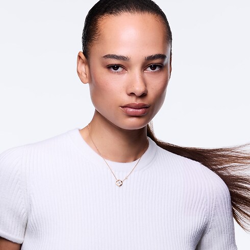 Collier pendentif Sun Color Blossom BB, or rose, nacre blanche et diamant Joaillerie Catégories Colliers et pendentifs | LOUIS VUITTON (Zoom produit)