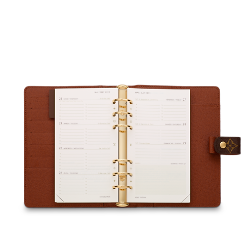 Couverture Agenda MM Toile Monogram Sacs et Petite Maroquinerie Personnalisation Sacs } | LOUIS VUITTON (Zoom produit)