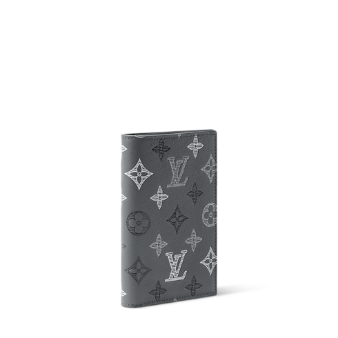 Couverture Passeport Monogram Shadow Homme Portefeuilles et petite maroquinerie Tous les portefeuilles et petite maroquinerie | LOUIS VUITTON (Zoom produit)