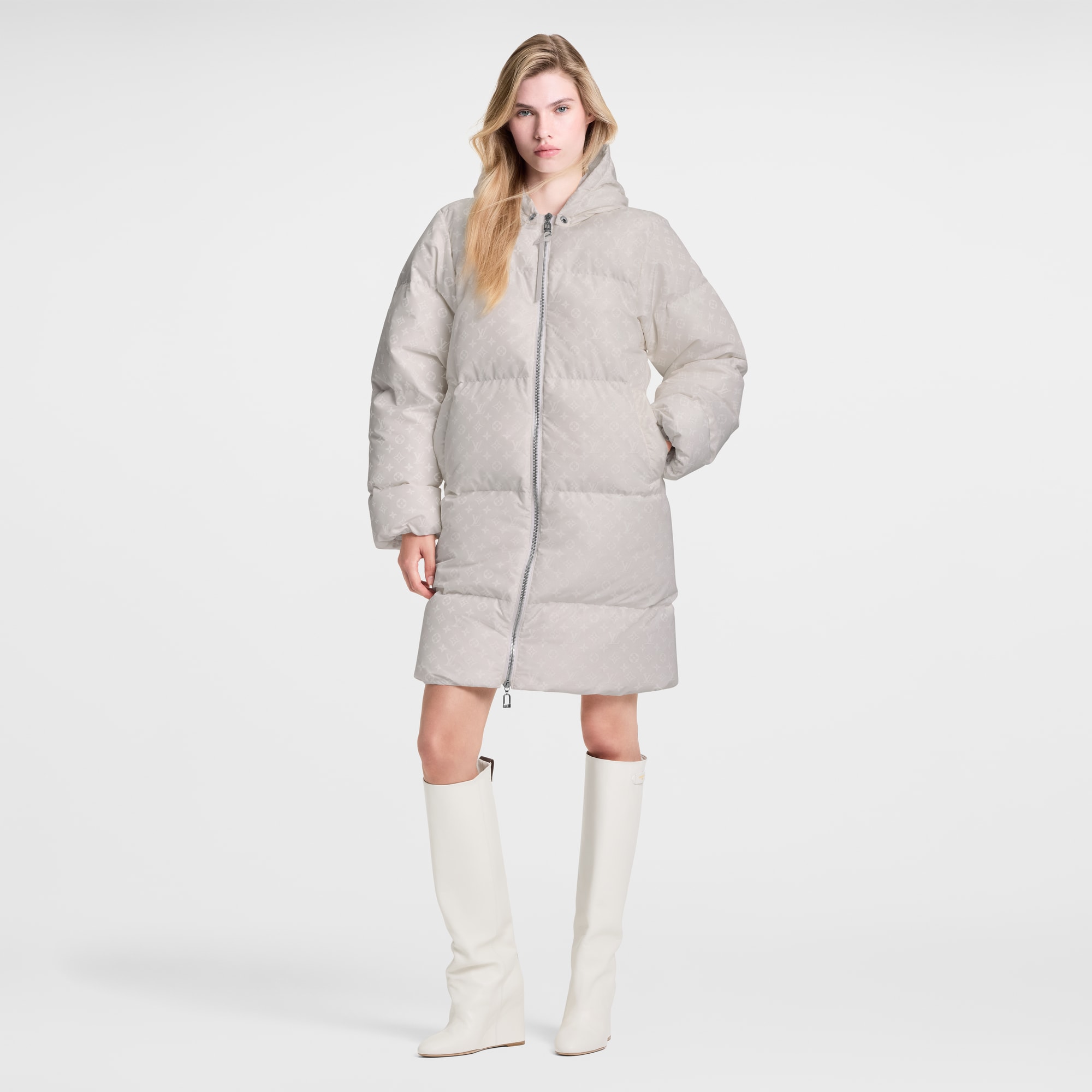 Doudoune longue à motif Monogram  Femme Prêt-à-porter Manteaux et vestes | LOUIS VUITTON (Zoom produit)