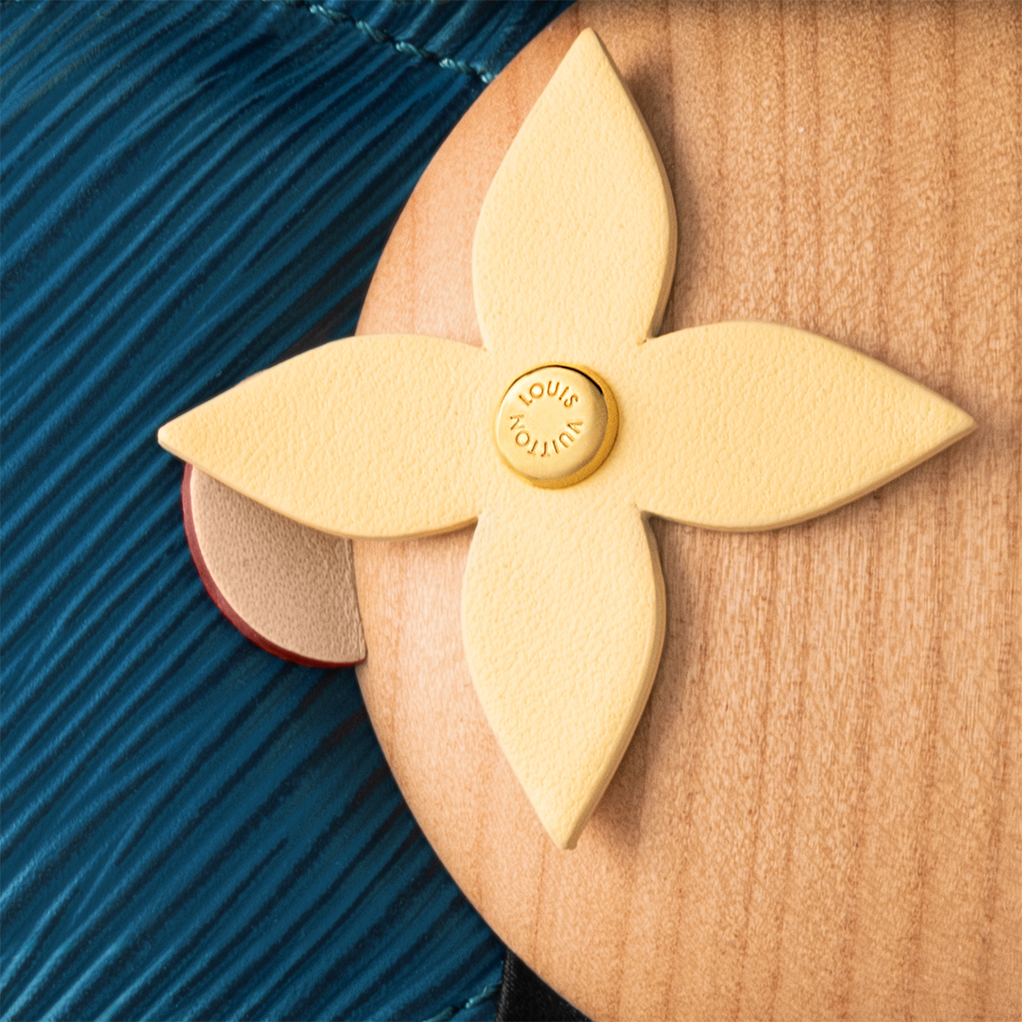 Figurine Vivienne Graduate S00 Malles, Voyage et Maison Sport et jeux } | LOUIS VUITTON (Zoom produit)