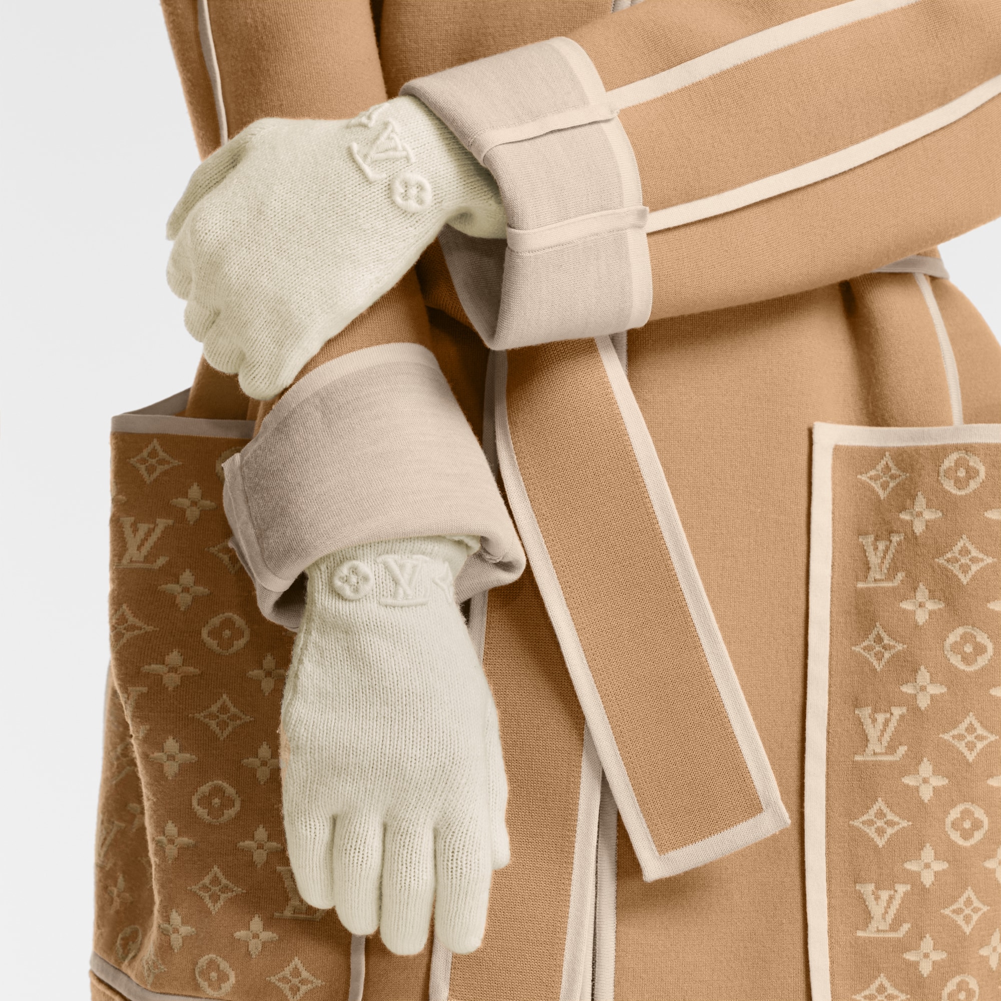 Gants LV Monogram 3D S00 Femme Accessoires Chapeaux et Casquettes | LOUIS VUITTON (Zoom produit)