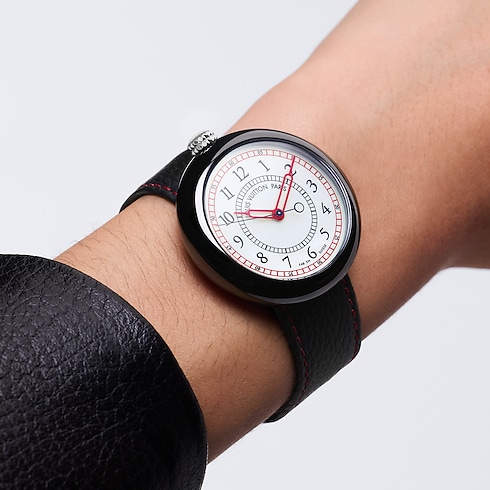 Louis Vuitton Monterey, automatique, 37mm, céramique et acier Montres Toutes les montres } | LOUIS VUITTON (Zoom produit)