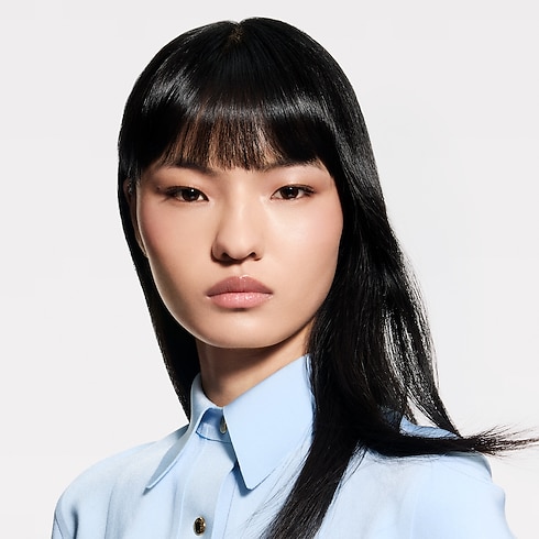 LV Baume - Baume à lèvres Parfums et Beauté Lèvres } | LOUIS VUITTON (Zoom produit)