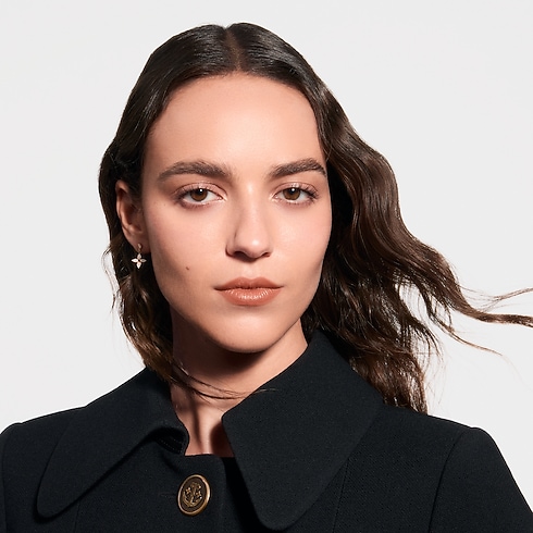 LV Baume - Baume à lèvres Parfums et Beauté Lèvres } | LOUIS VUITTON (Zoom produit)