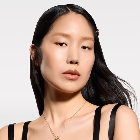 LV Baume - Baume à lèvres Parfums et Beauté Lèvres } | LOUIS VUITTON (Zoom produit)