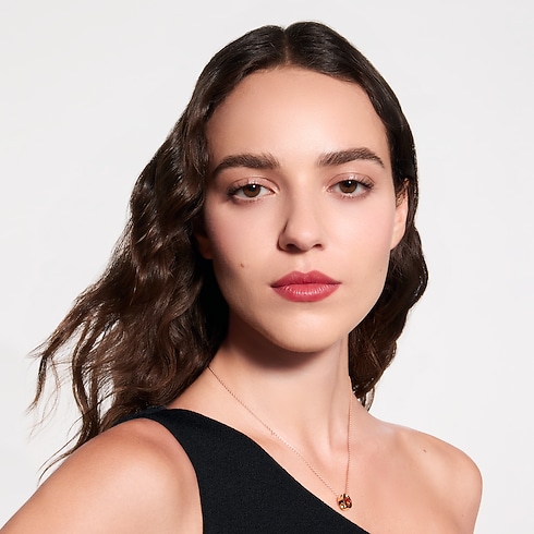 LV Baume - Baume à lèvres Parfums et Beauté Lèvres } | LOUIS VUITTON (Zoom produit)