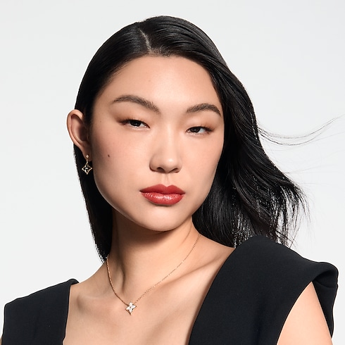 LV Baume - Baume à lèvres Parfums et Beauté Lèvres } | LOUIS VUITTON (Zoom produit)