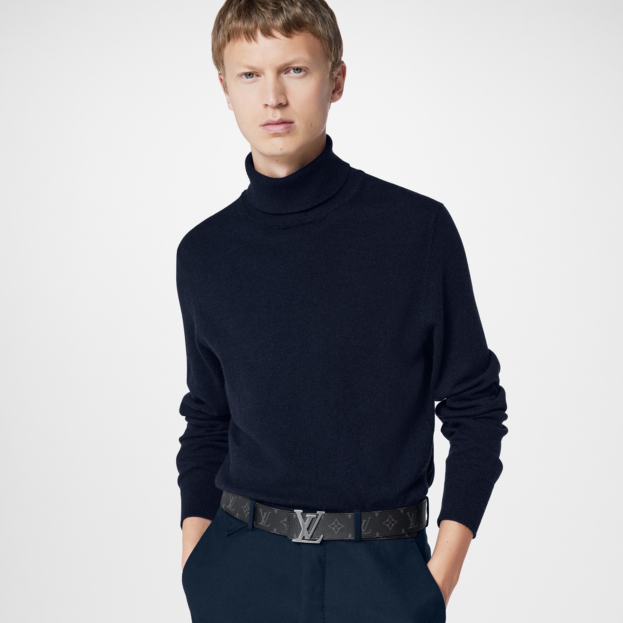 LV Initiales 40MM Reversible Toile Monogram Éclipse Homme Accessoires Ceintures | LOUIS VUITTON (Zoom produit)