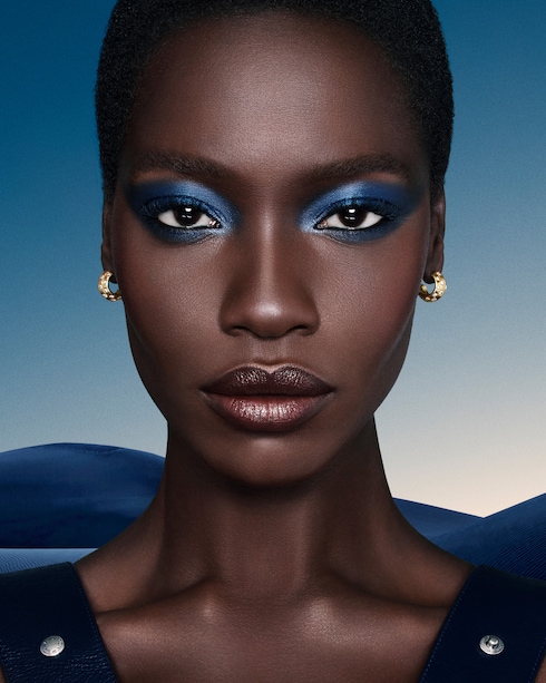 LV Rouge - Recharge de rouge à lèvres satin Parfums et Beauté Lèvres } | LOUIS VUITTON