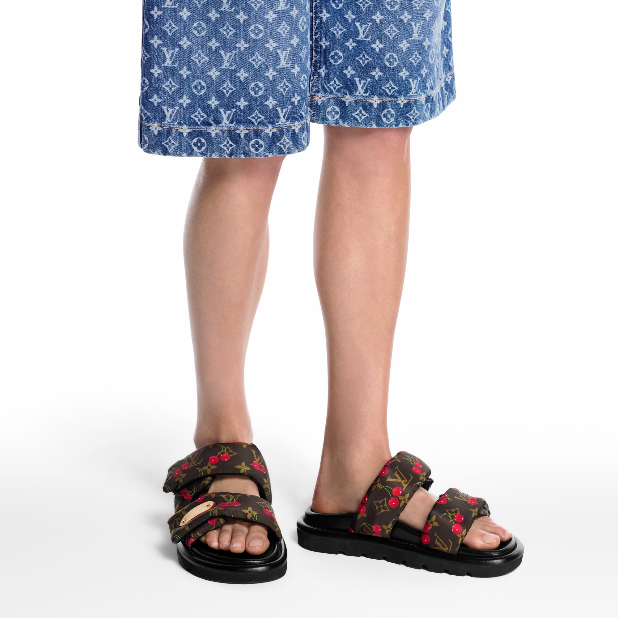 LV x TM - Mule plate confort Pool Pillow  Femme Souliers Mules | LOUIS VUITTON (Zoom produit)