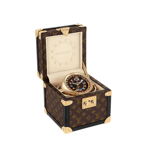 Malle pendulette, quartz, 80 mm, laiton, Monogram Montres Toutes les montres } | LOUIS VUITTON (Zoom produit)