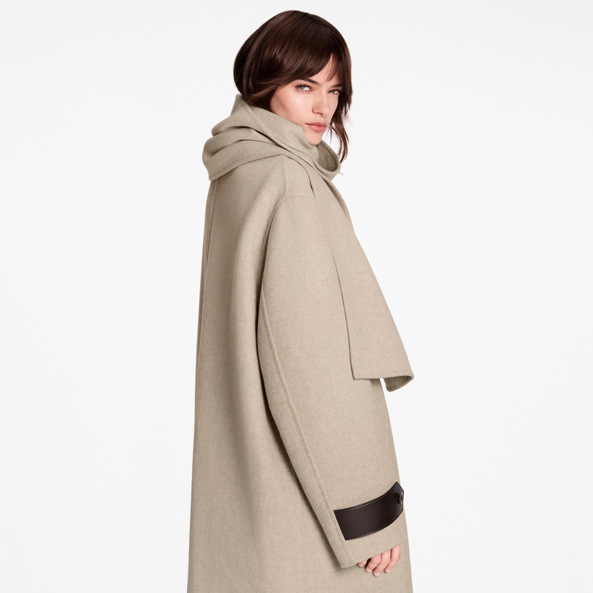 Manteau avec écharpe intégrée  Femme Prêt-à-porter Manteaux et vestes | LOUIS VUITTON (Zoom produit)