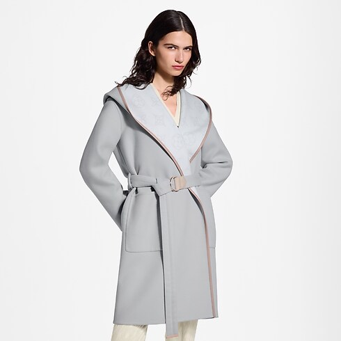 Manteau croisé à capuche Femme Prêt-à-porter Manteaux et vestes | LOUIS VUITTON (Zoom produit)