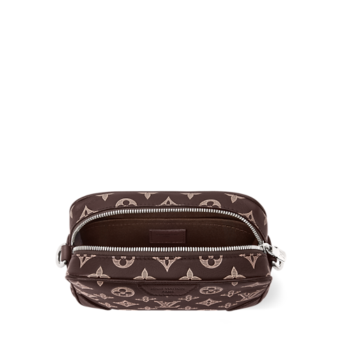Mini sac à bandoulière Trocadéro Monogram Shadow Homme Sacs Tous les sacs | LOUIS VUITTON (Zoom produit)