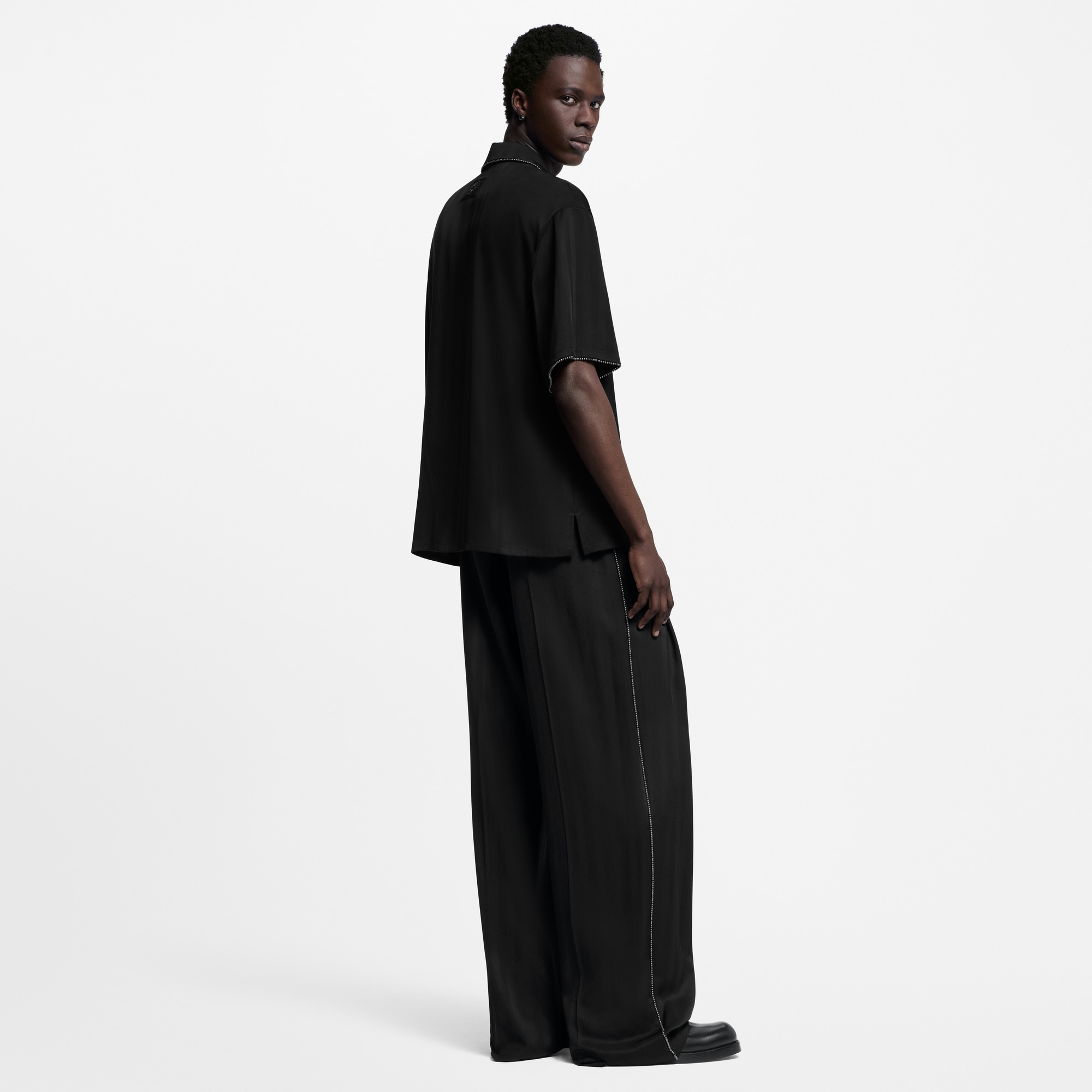 Pantalon de pyjama en soie avec perles  Homme Prêt-à-porter Pantalons | LOUIS VUITTON (Zoom produit)